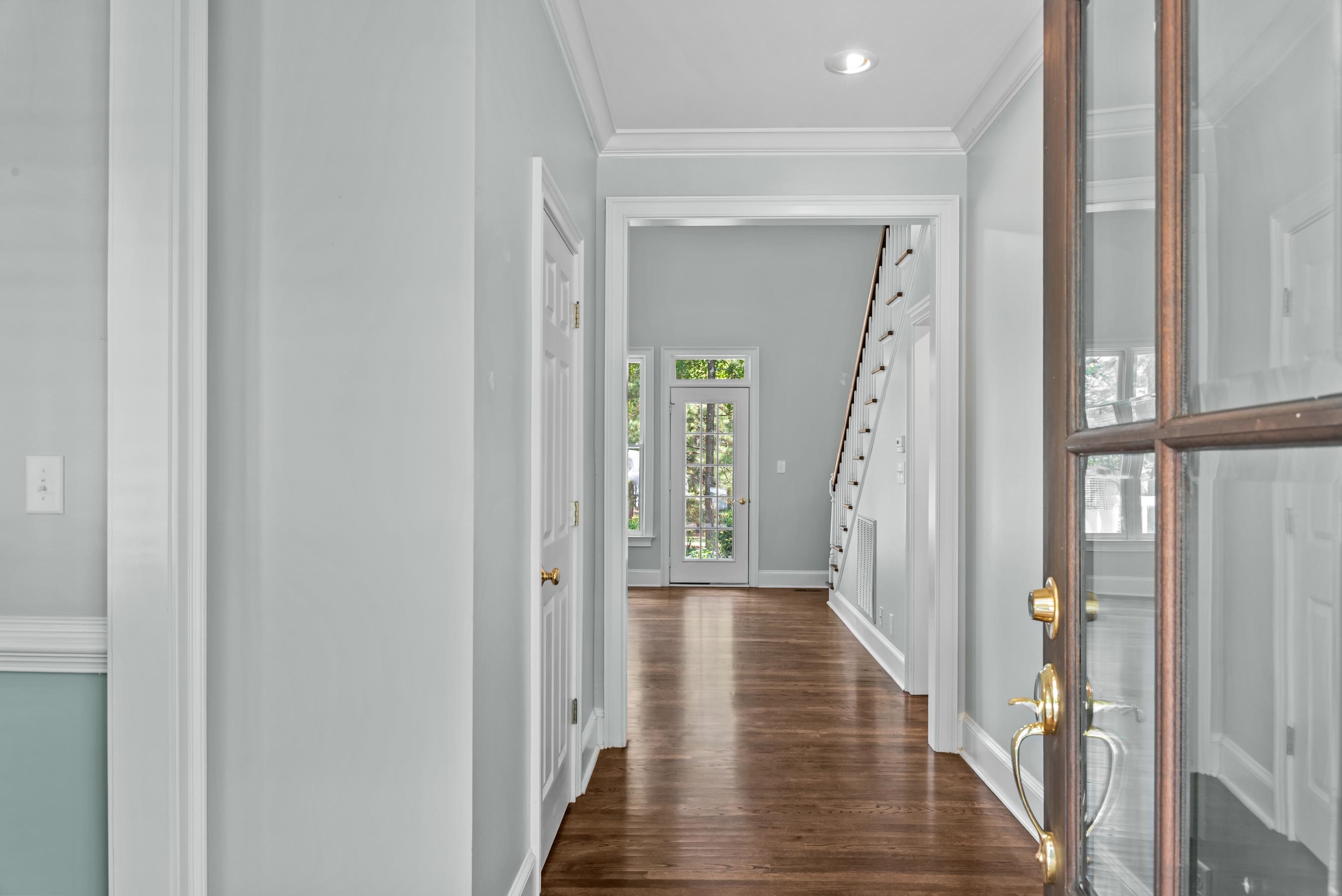 112 PORTERFIELD DRIVE image 7