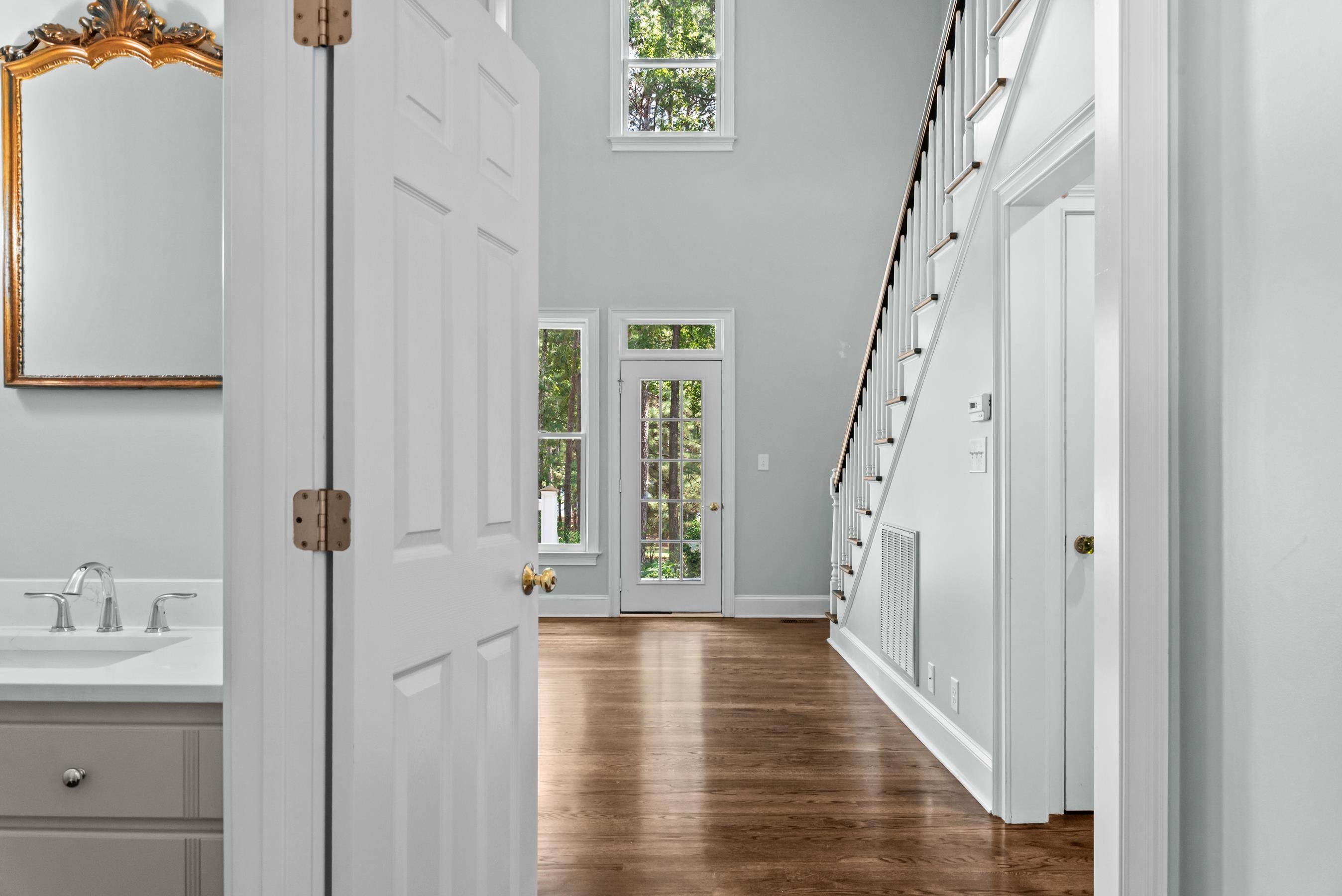 112 PORTERFIELD DRIVE image 8