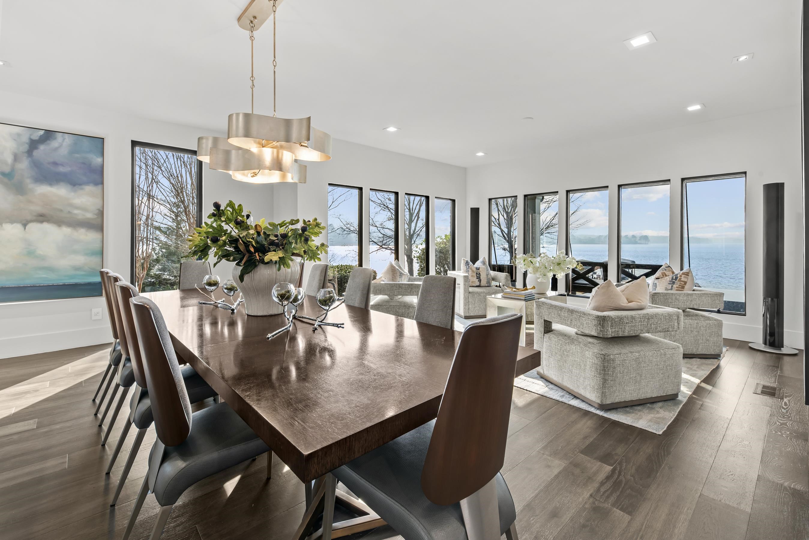 135 CAROLYN DRIVE image 20