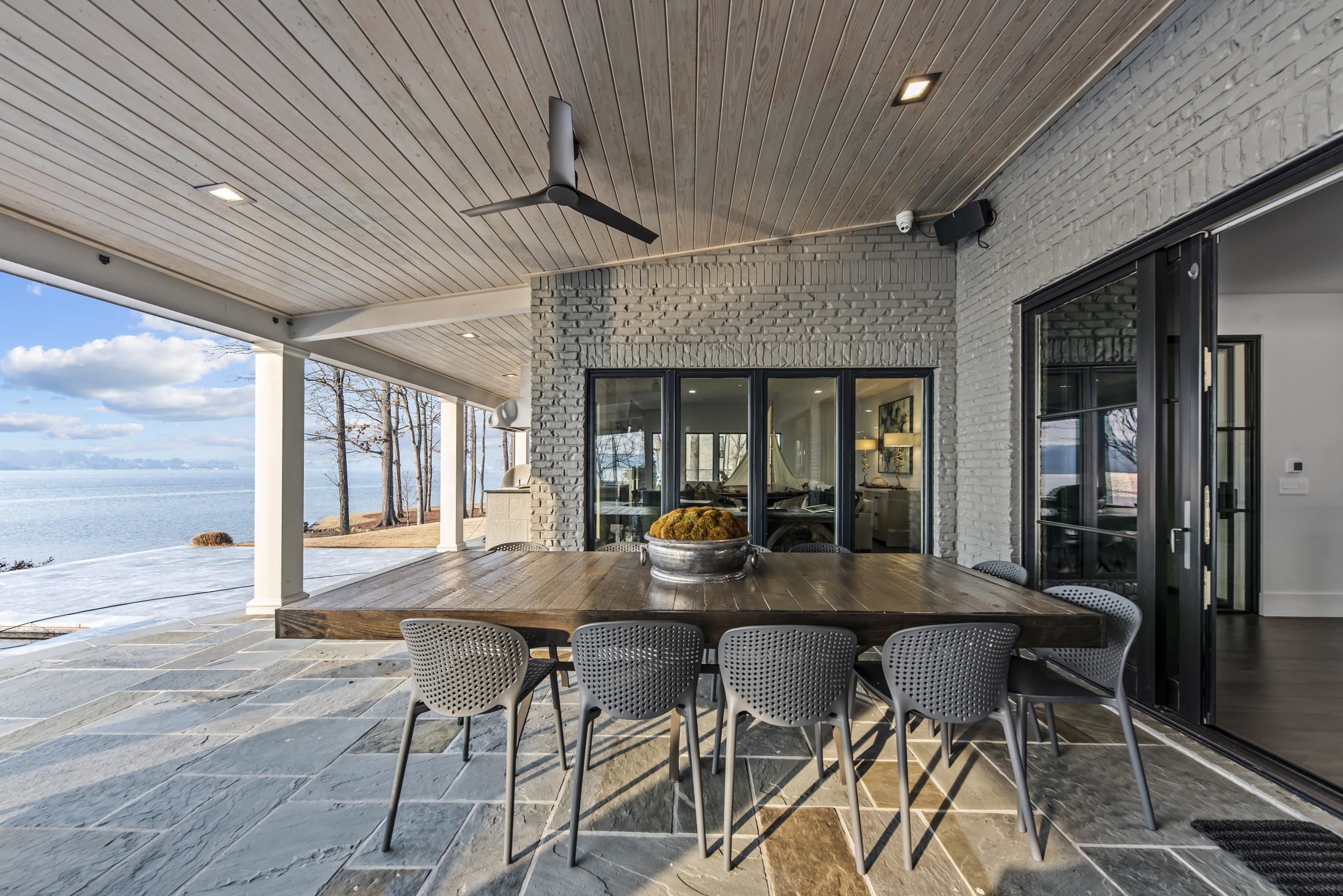 135 CAROLYN DRIVE image 34