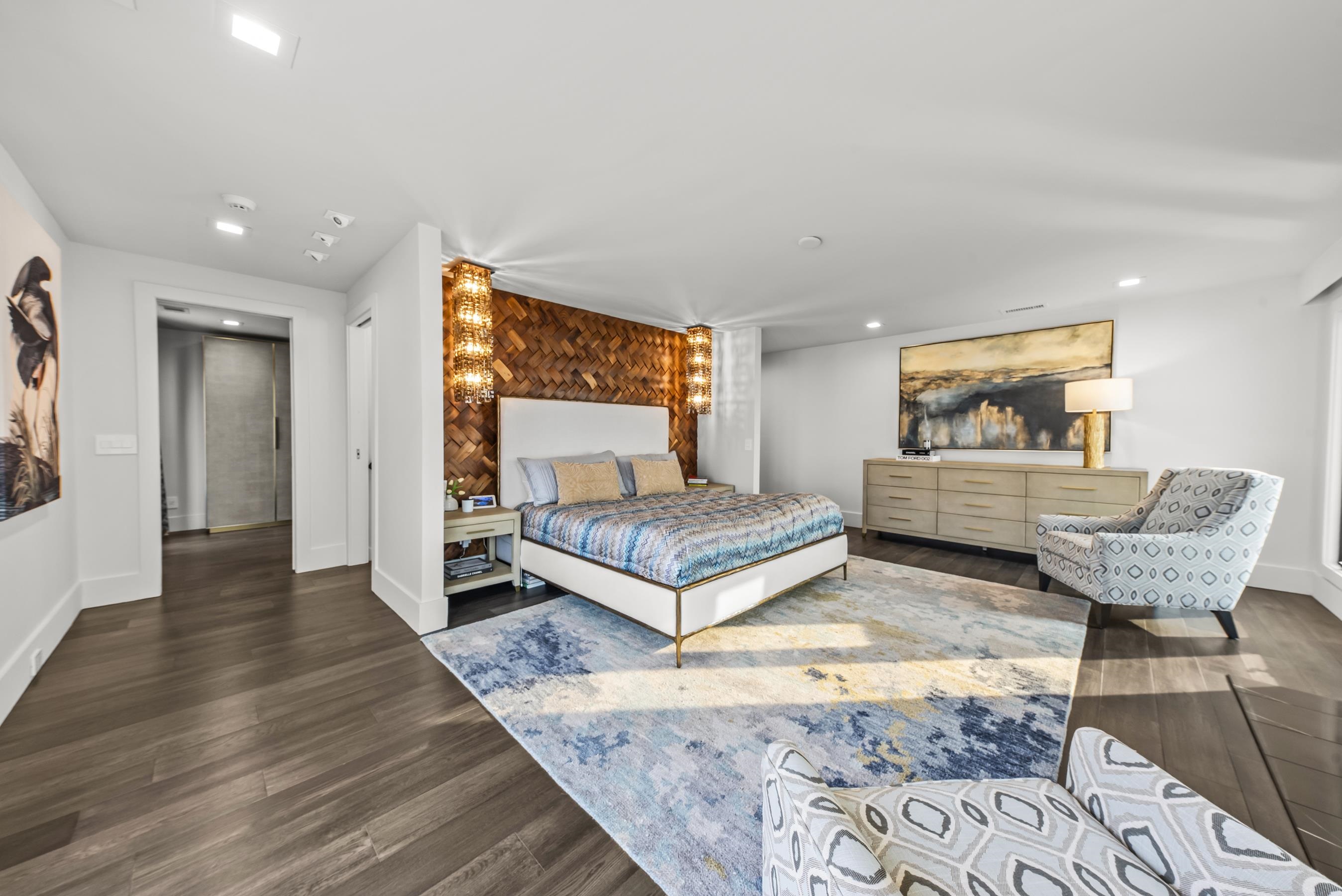 135 CAROLYN DRIVE image 45