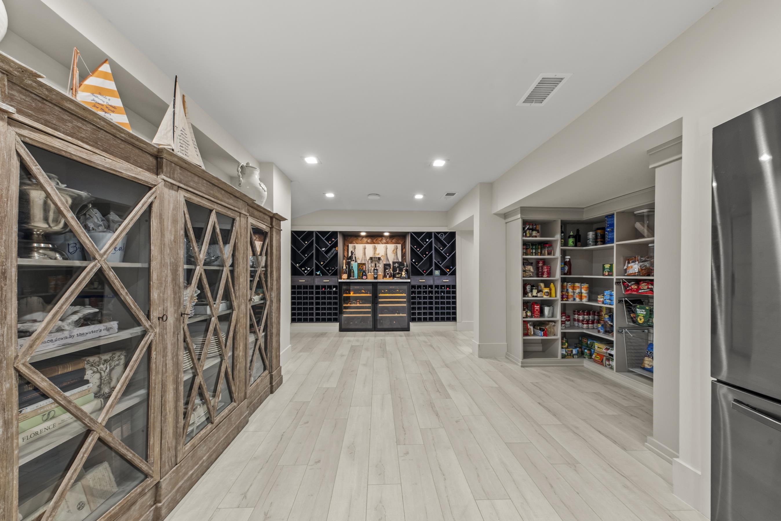 135 CAROLYN DRIVE image 66