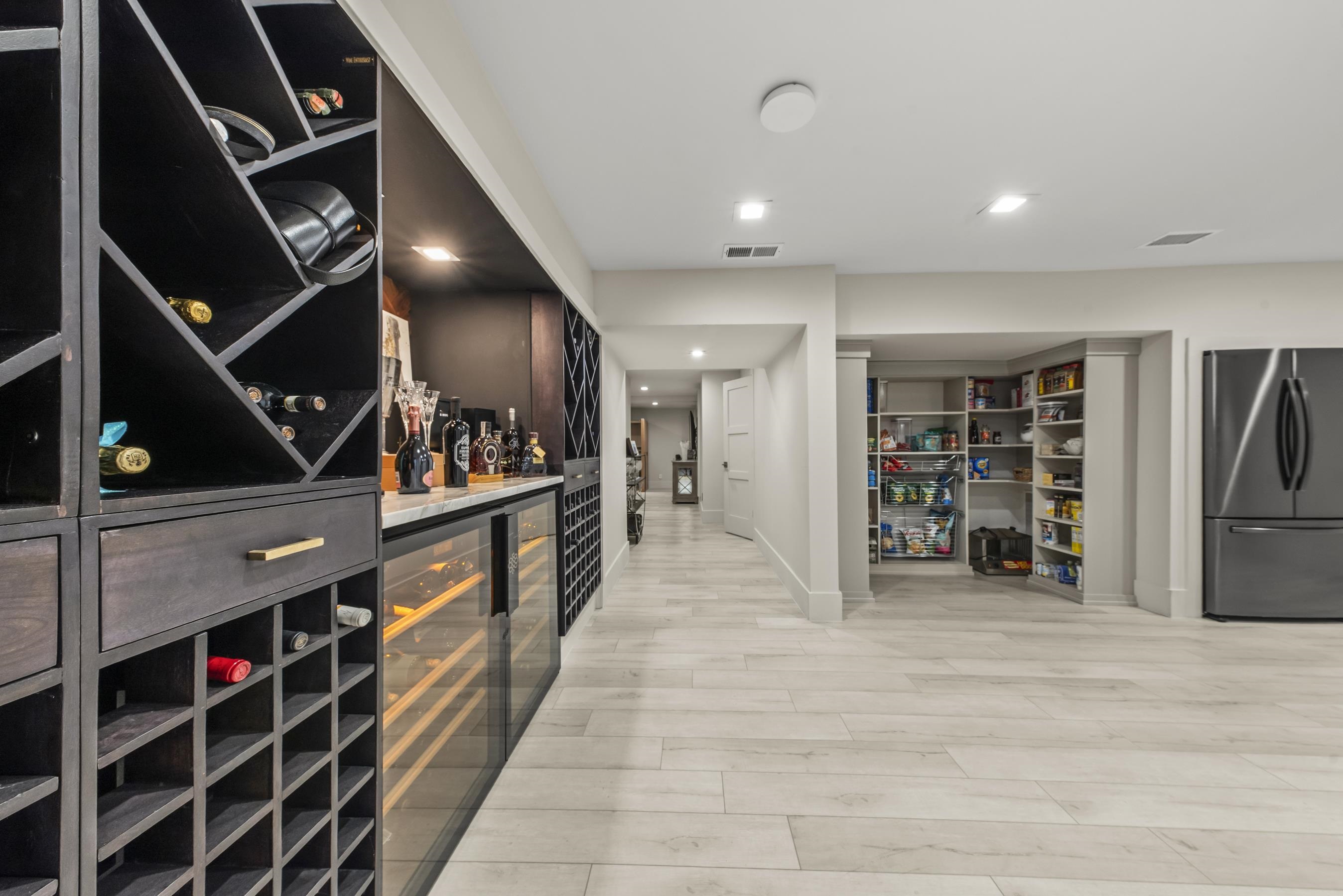 135 CAROLYN DRIVE image 67