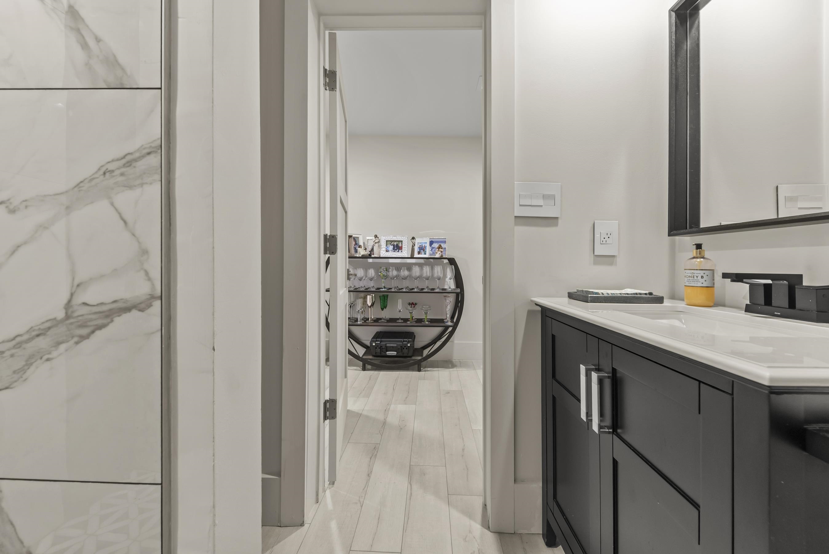 135 CAROLYN DRIVE image 68