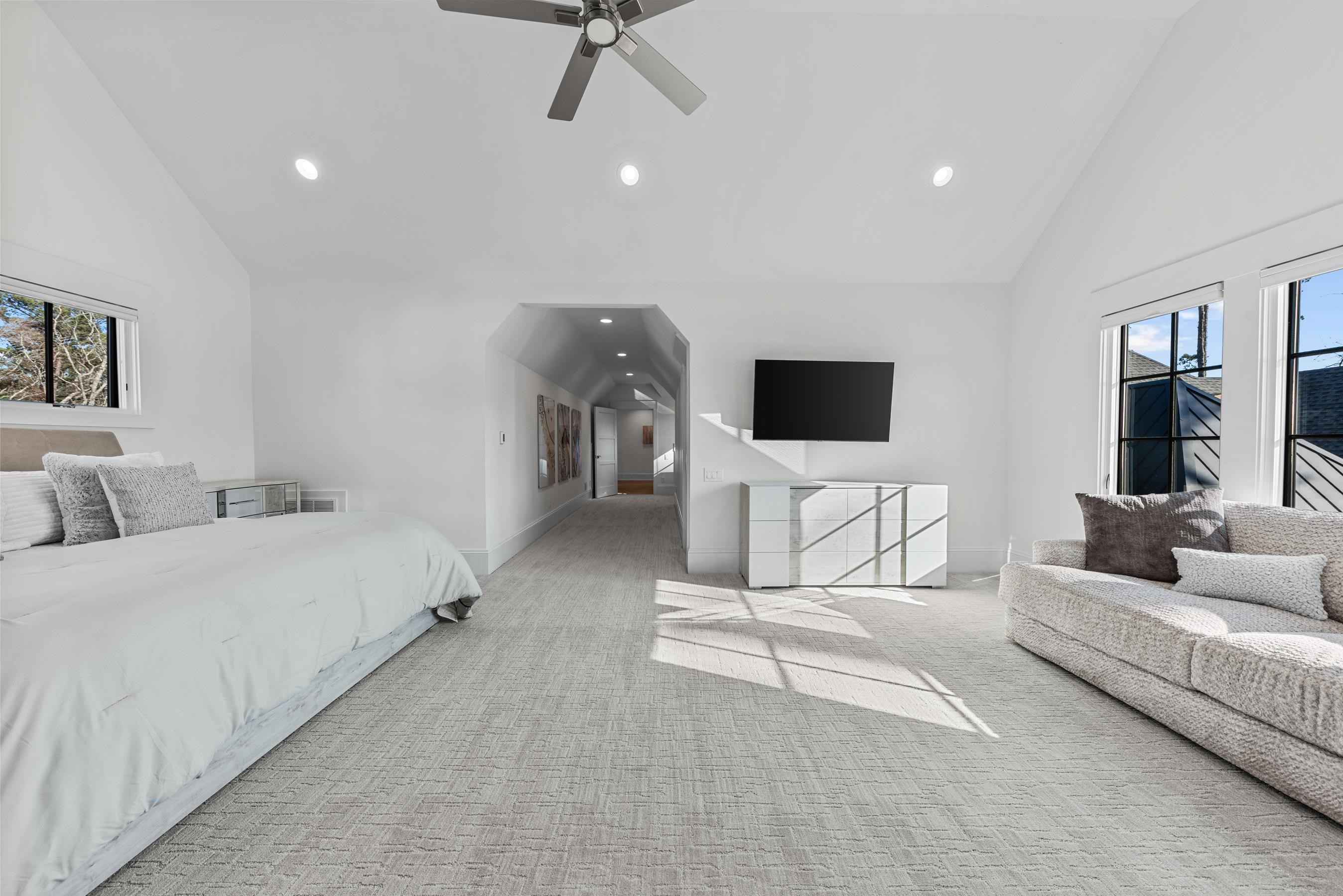 1180 BROADPOINT DRIVE image 38