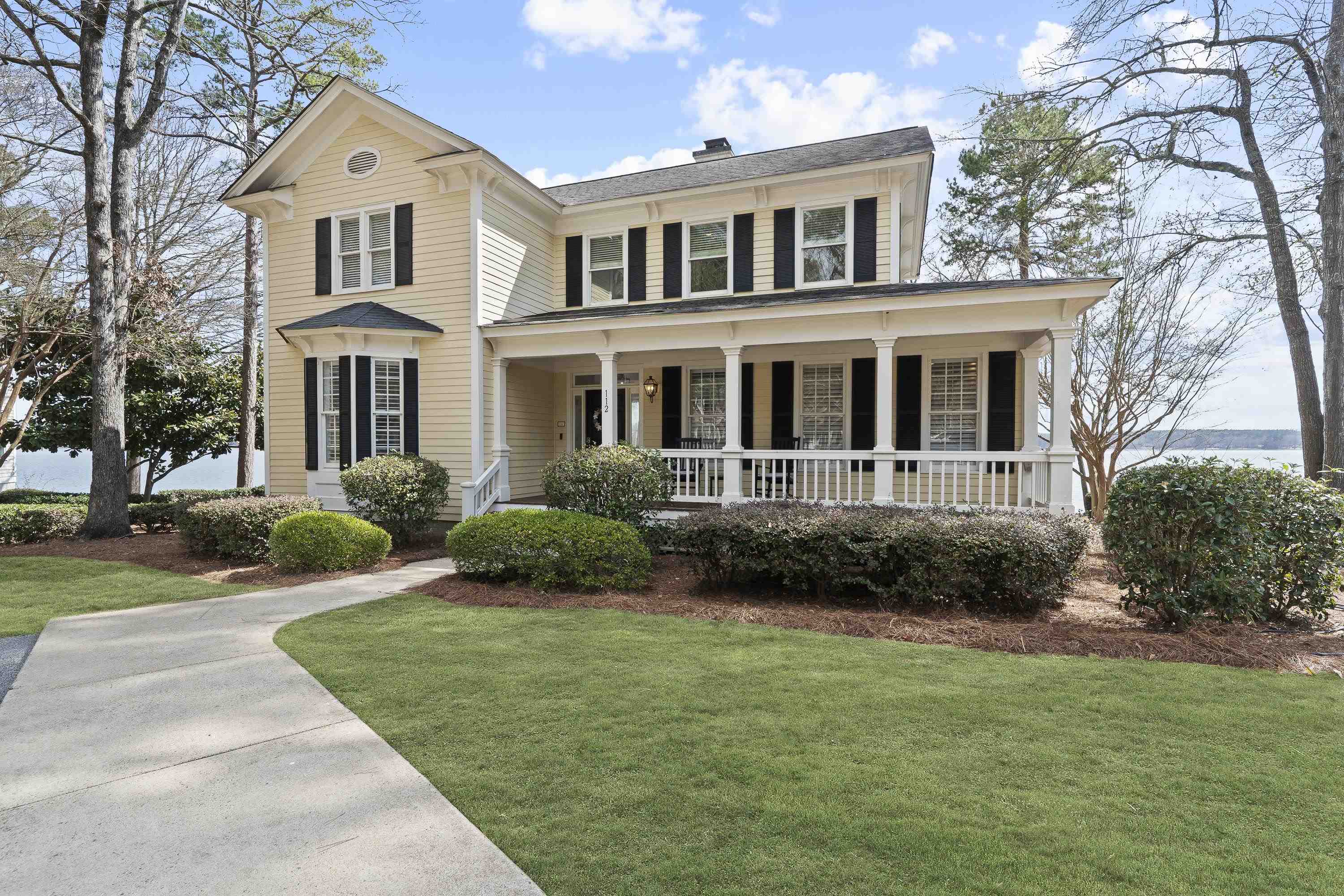 112 SEVEN OAKS COURT image 1