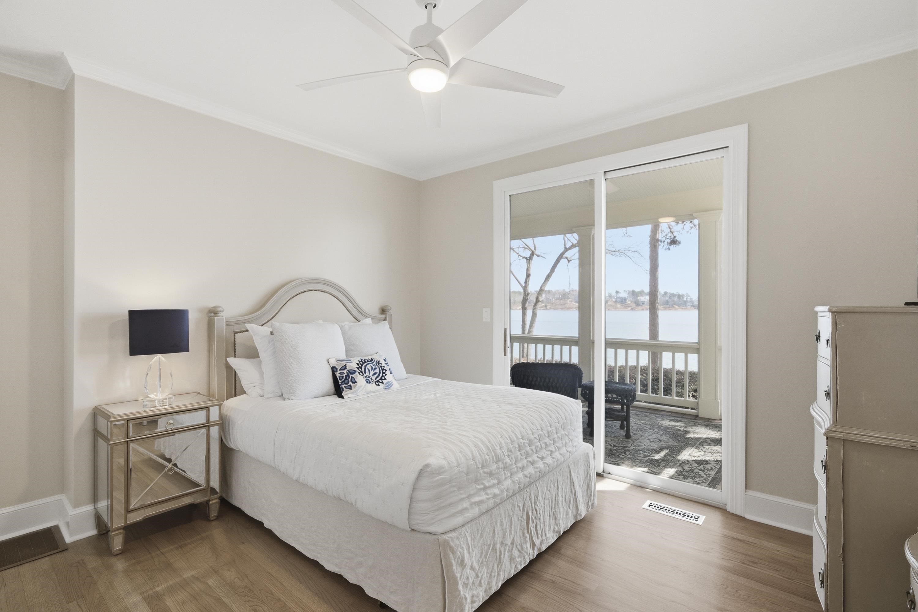 112 SEVEN OAKS COURT image 24