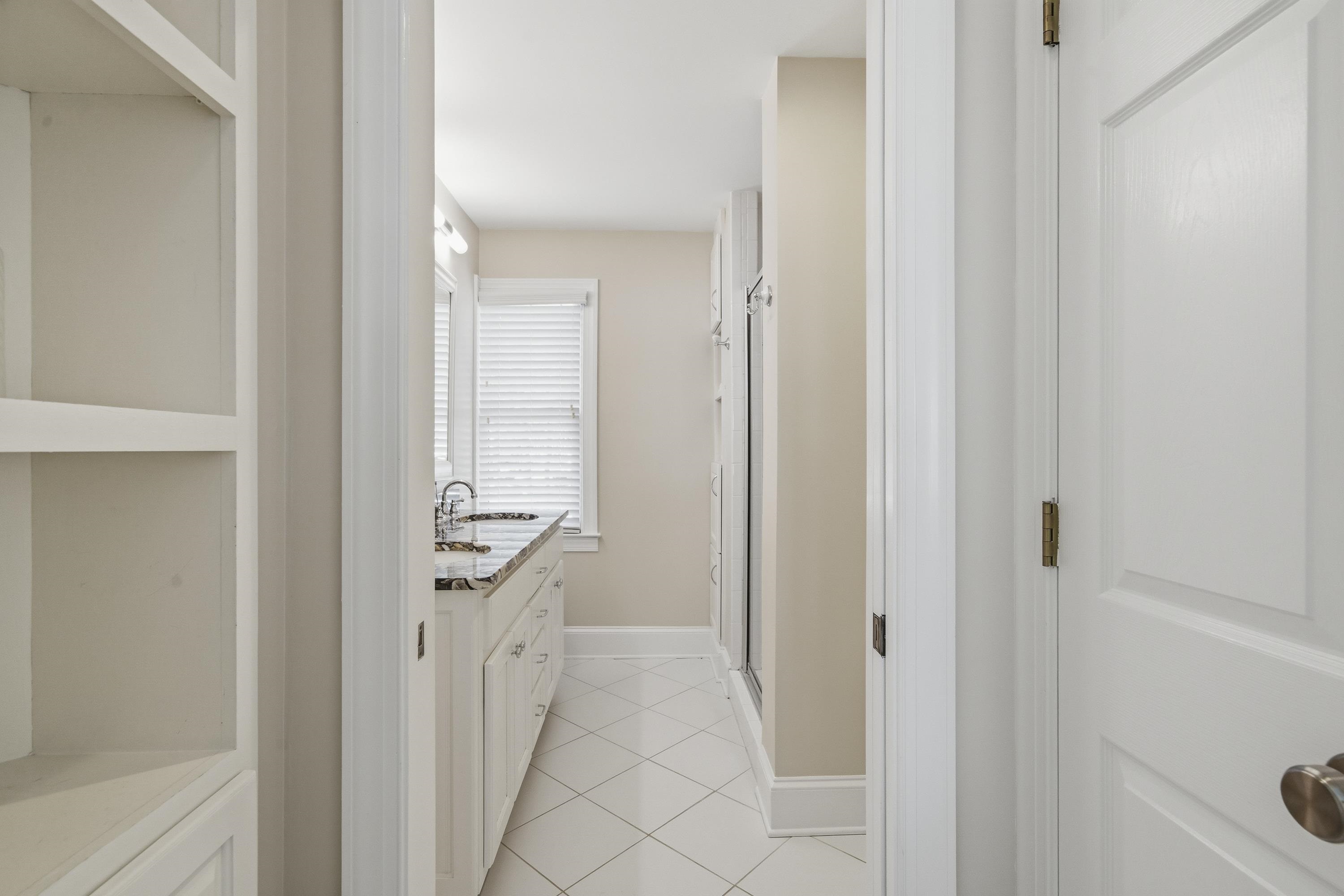 112 SEVEN OAKS COURT image 35