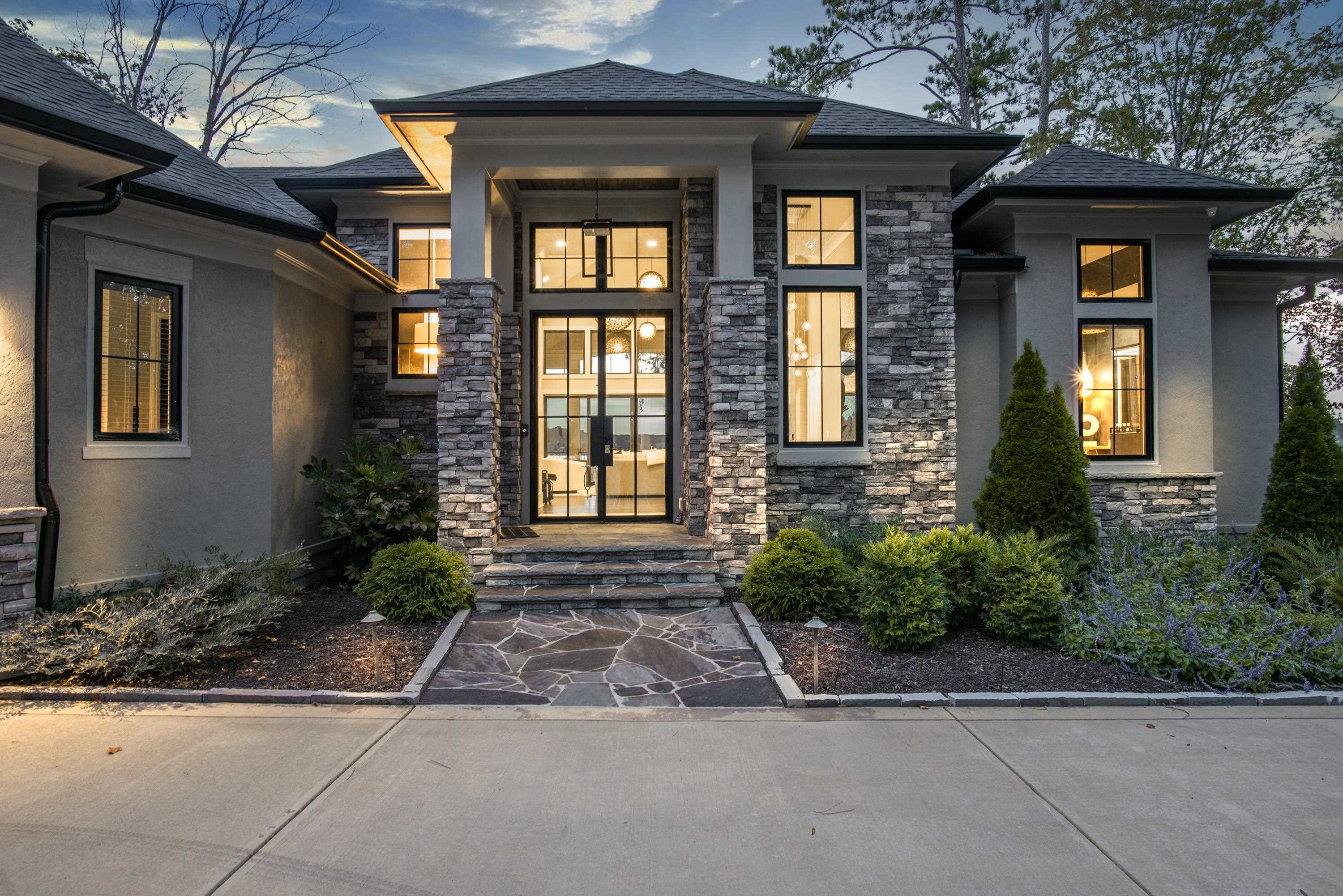 133 CAROLYN DRIVE image 11