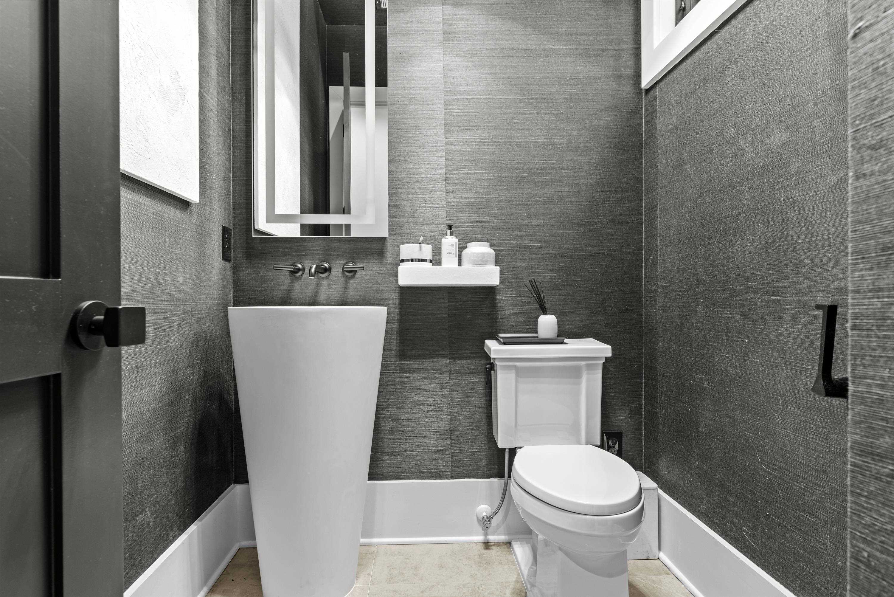 133 CAROLYN DRIVE image 33