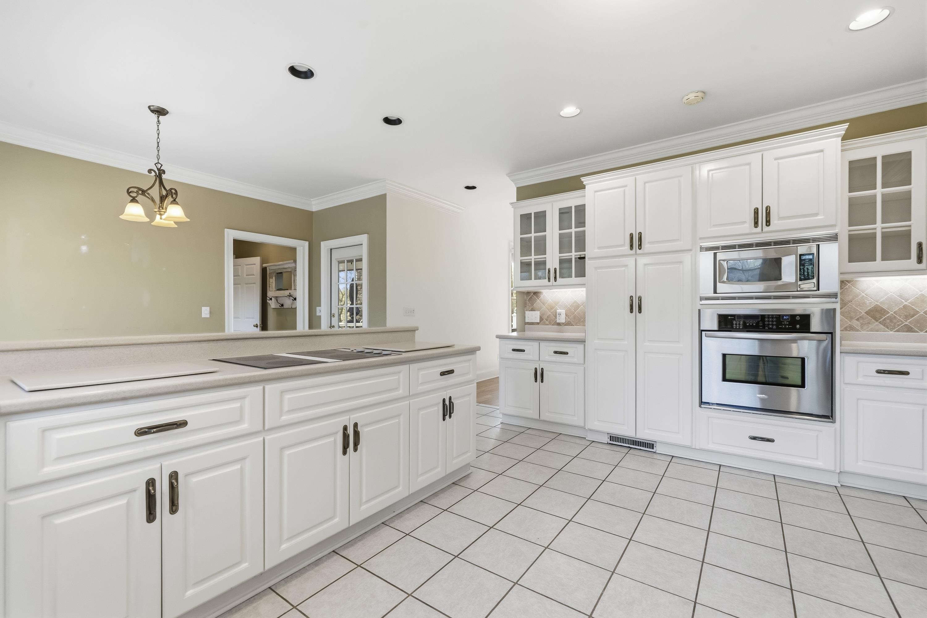 1811 SNUG HARBOR DRIVE image 37