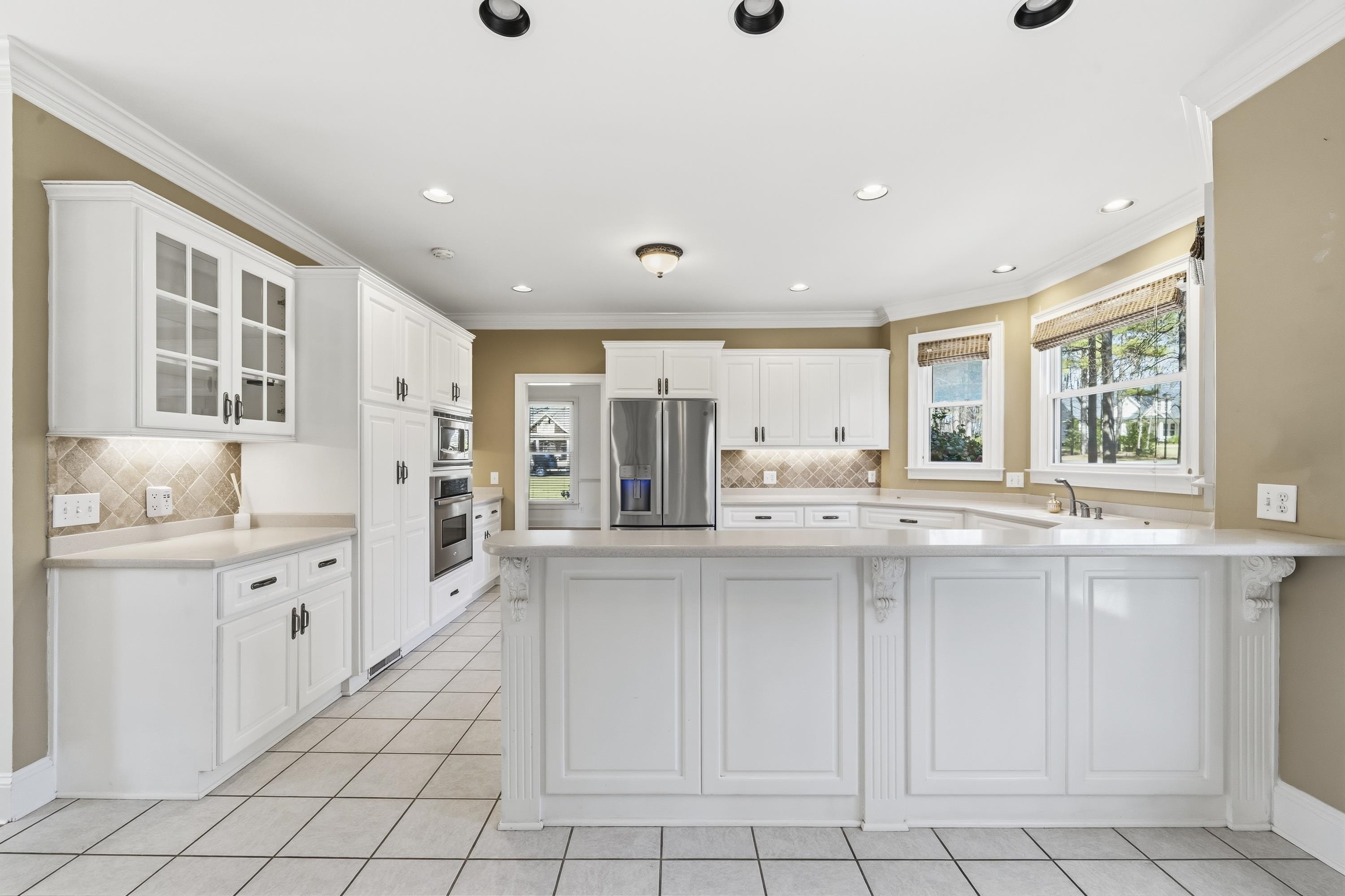 1811 SNUG HARBOR DRIVE image 39