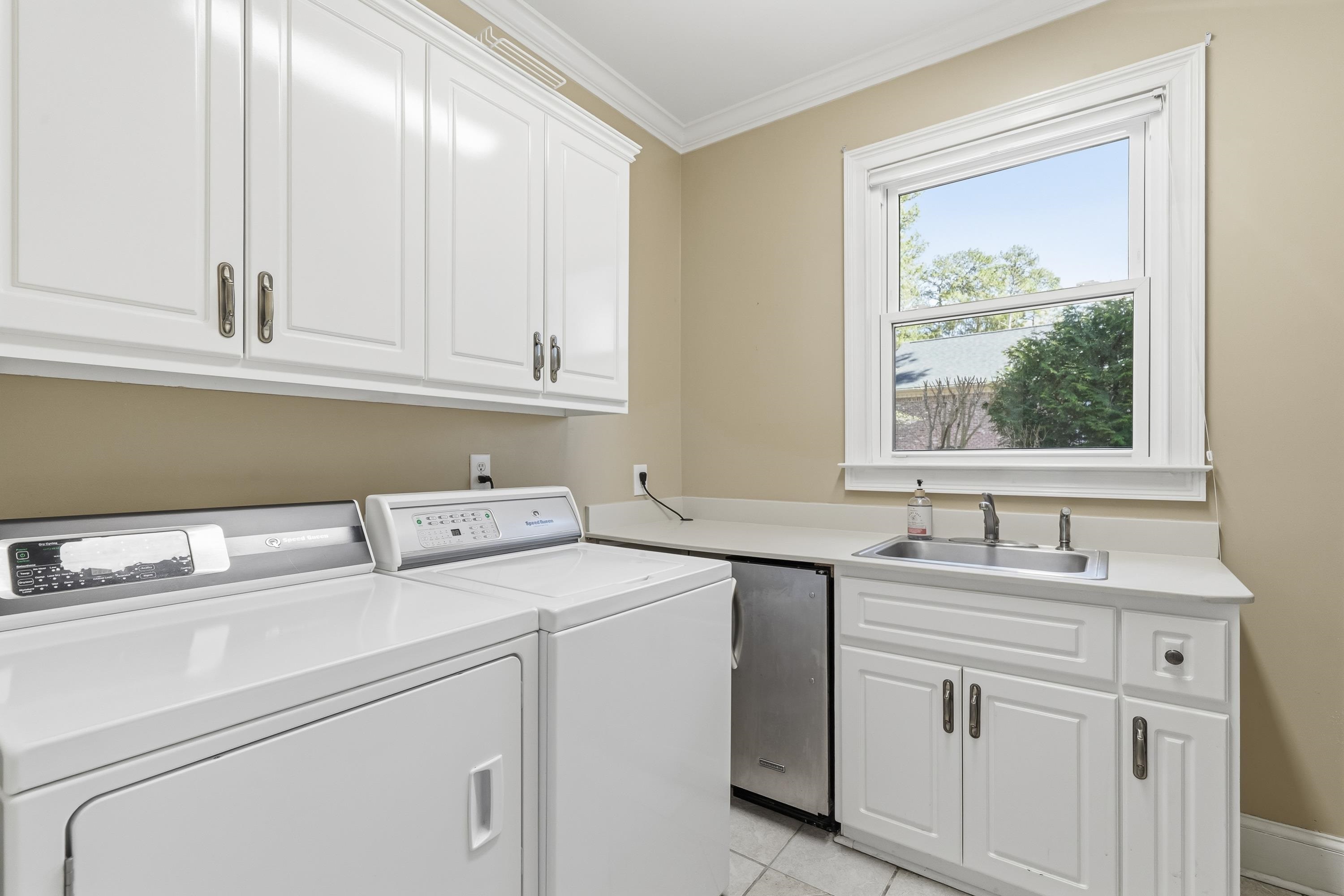 1811 SNUG HARBOR DRIVE image 43