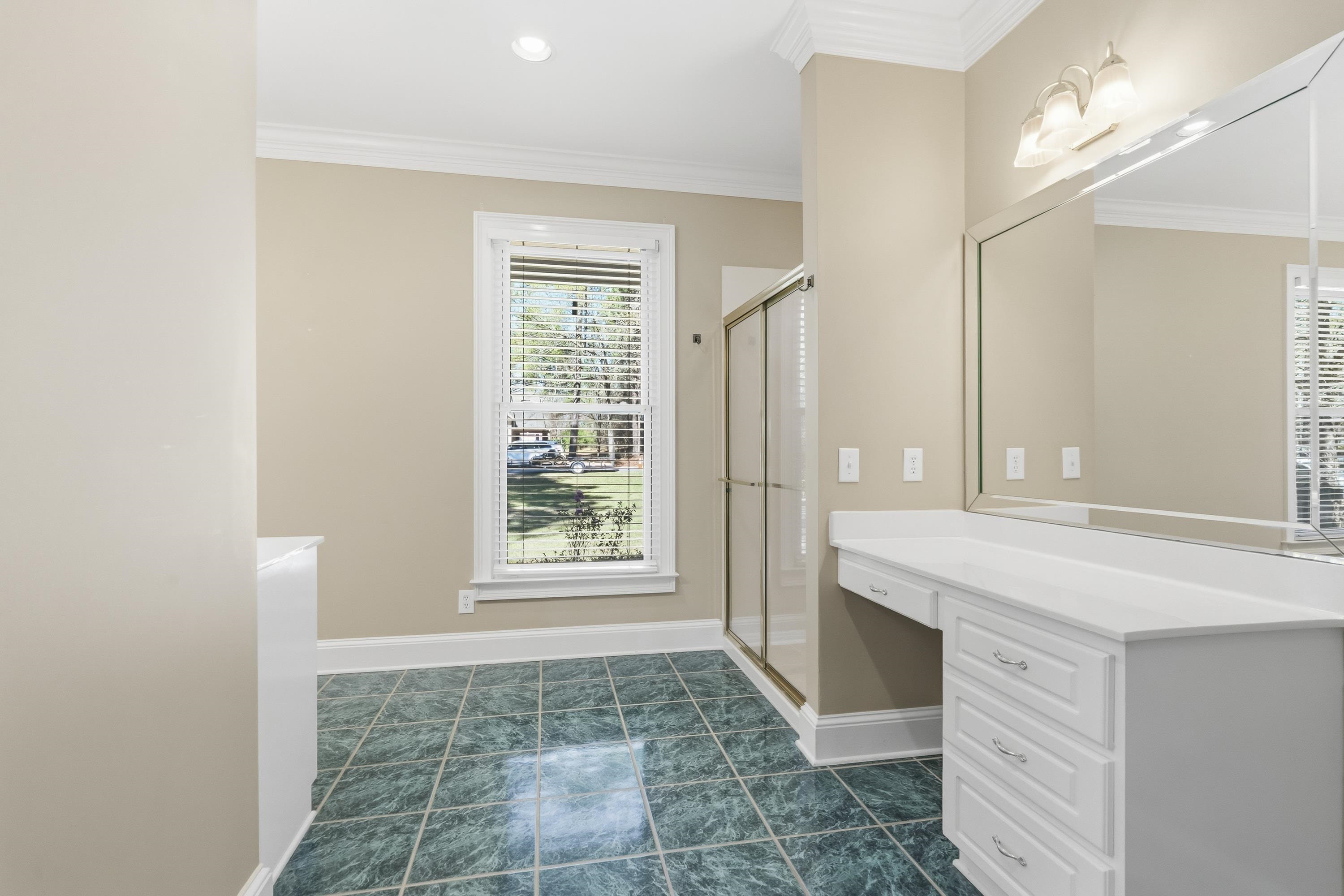 1811 SNUG HARBOR DRIVE image 47