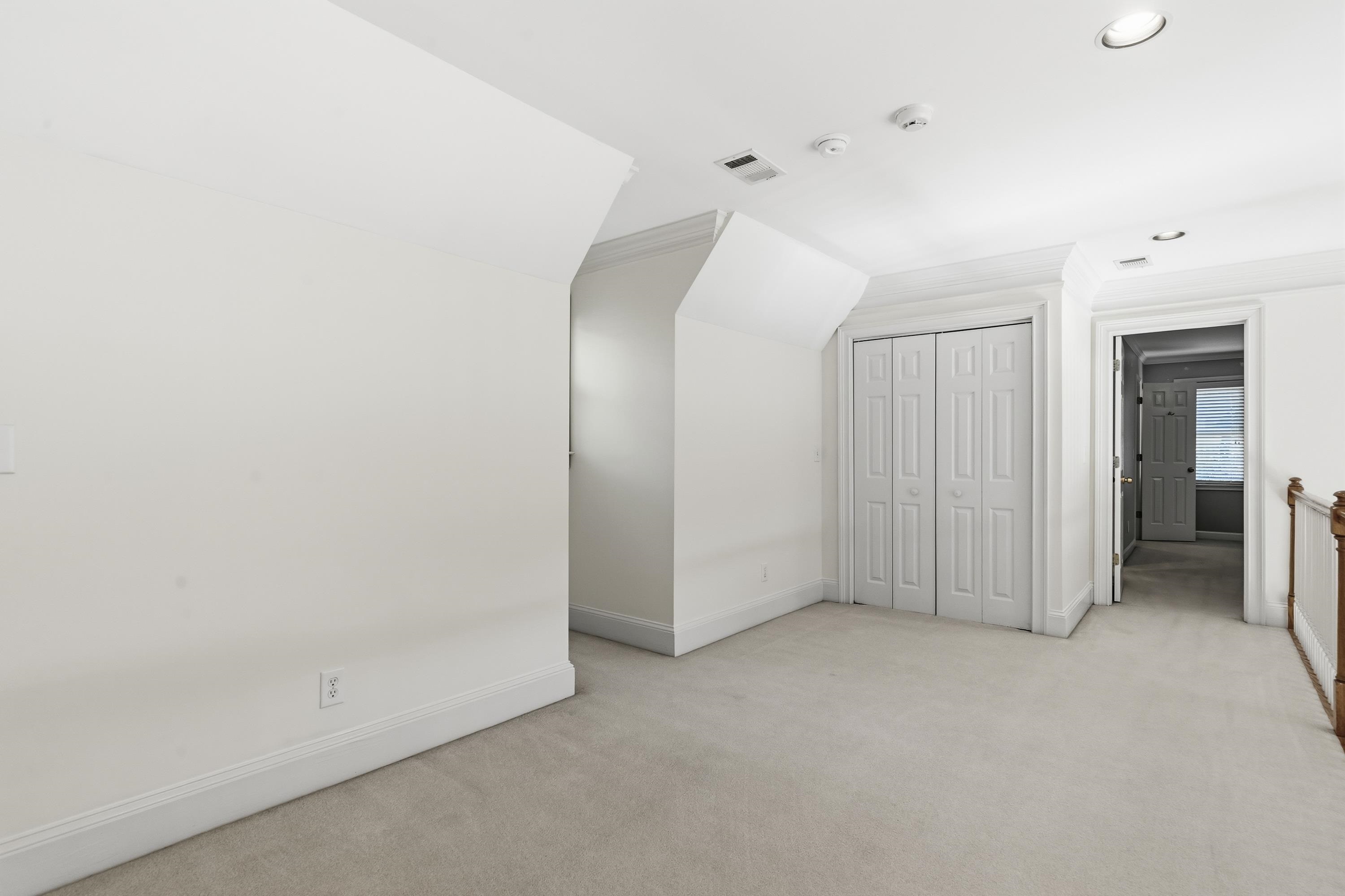 1811 SNUG HARBOR DRIVE image 52