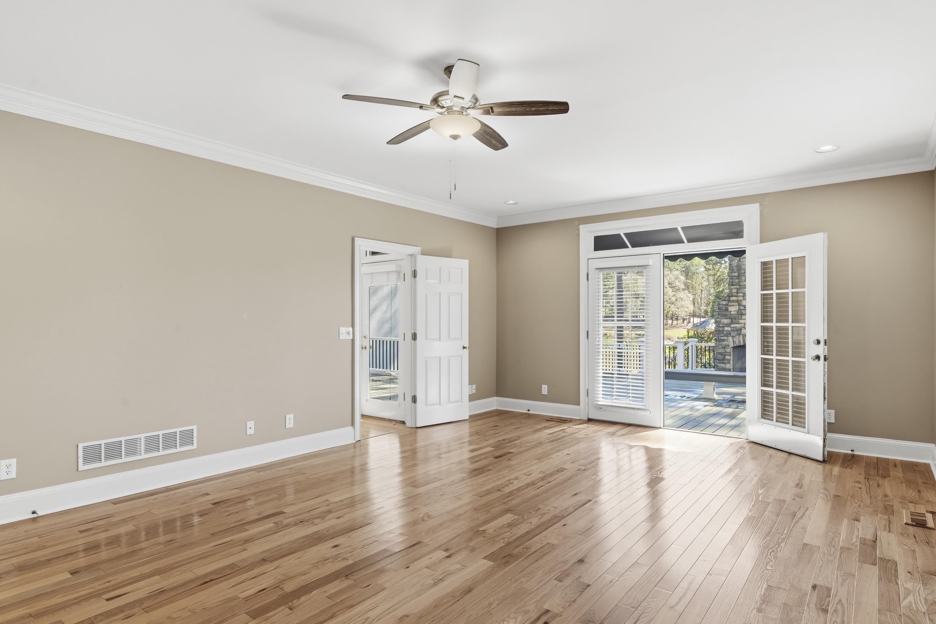 1811 SNUG HARBOR DRIVE image 63