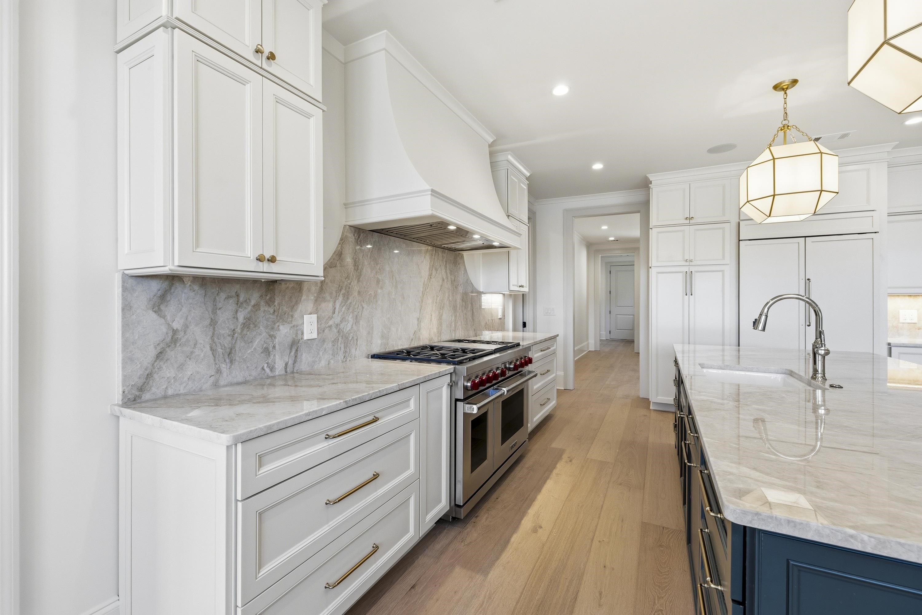 136 BARRINGTON HALL DRIVE image 16