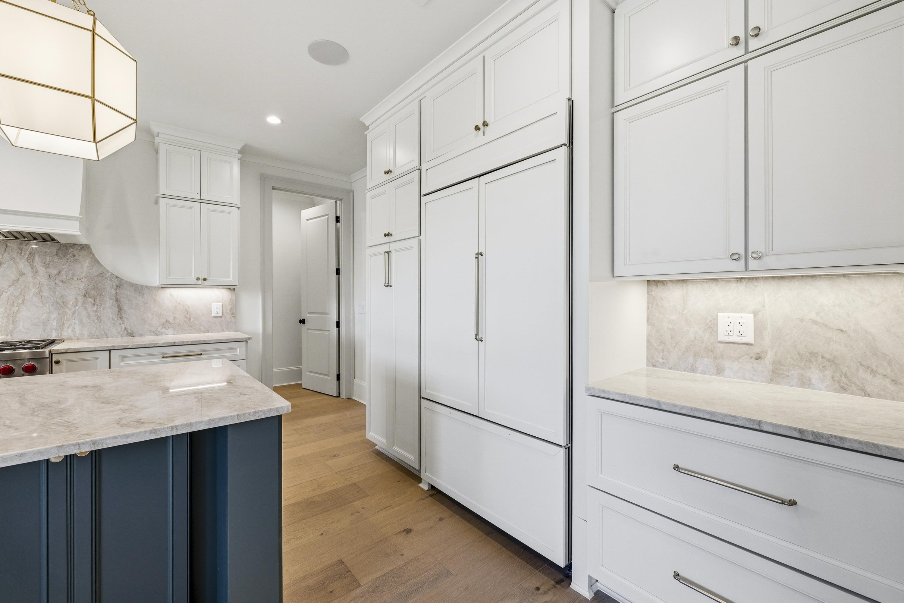 136 BARRINGTON HALL DRIVE image 19