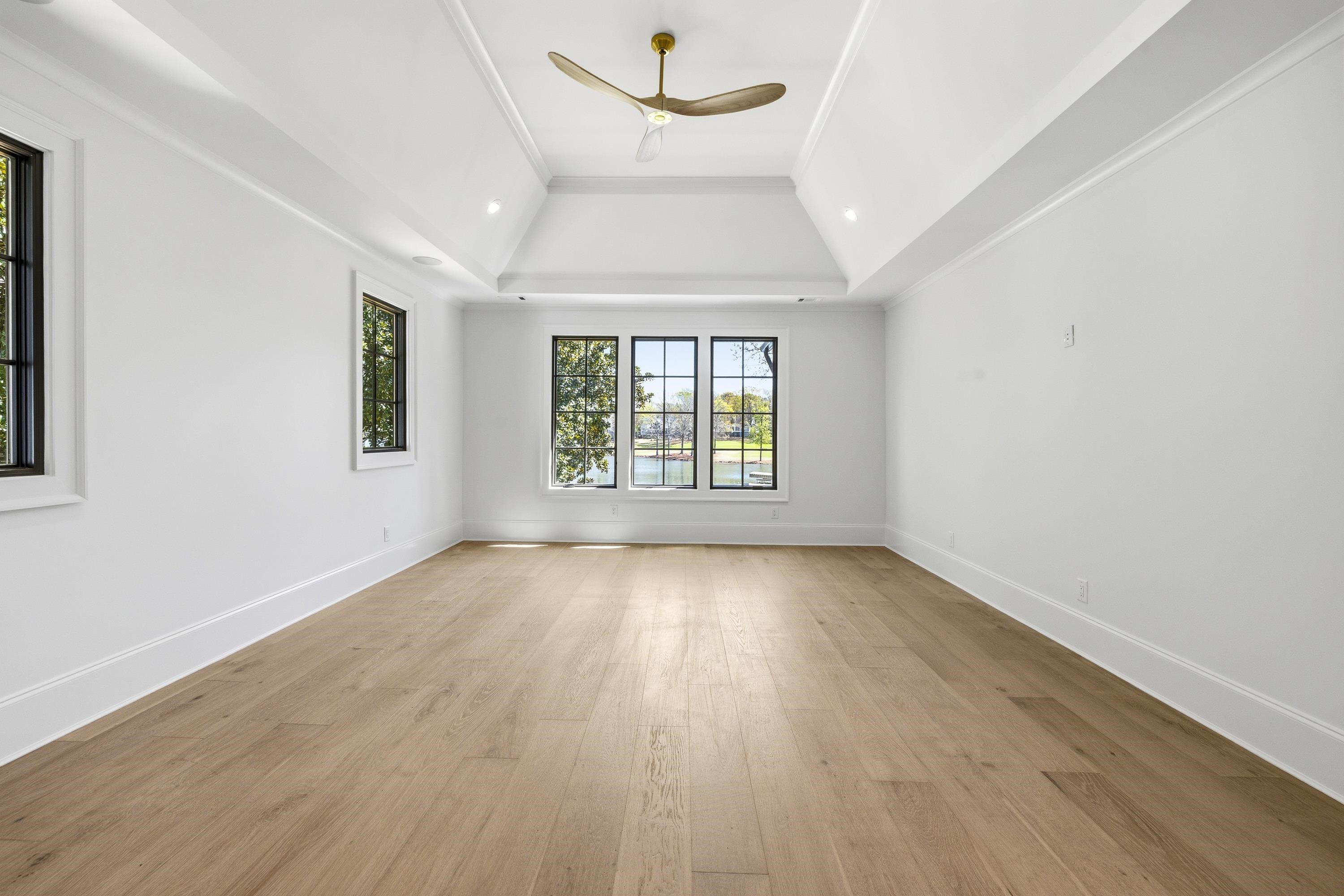 136 BARRINGTON HALL DRIVE image 28