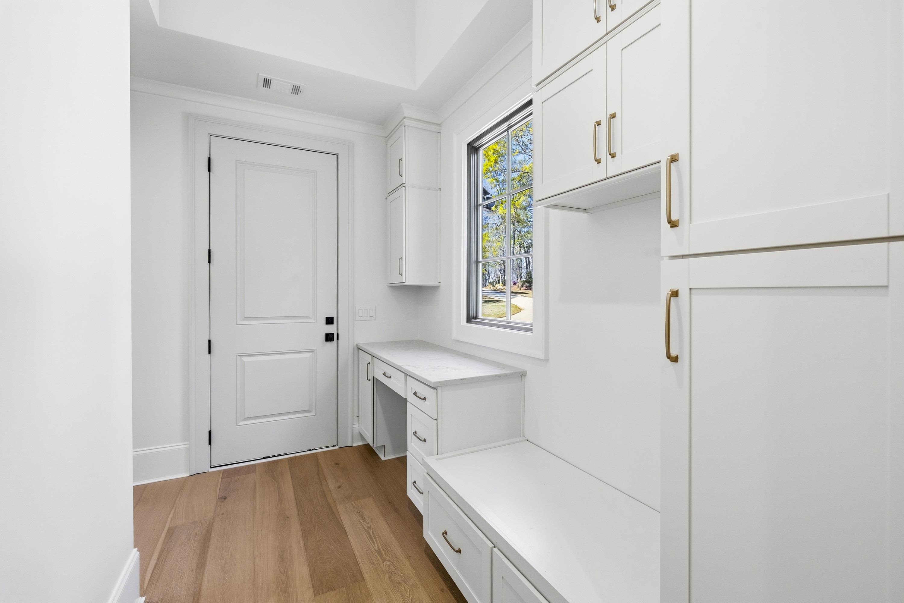 136 BARRINGTON HALL DRIVE image 34