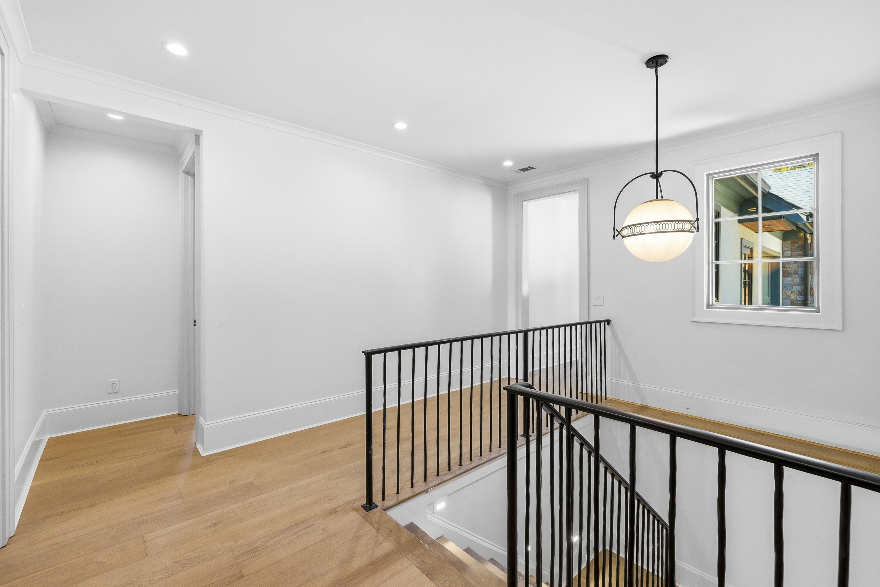 136 BARRINGTON HALL DRIVE image 40