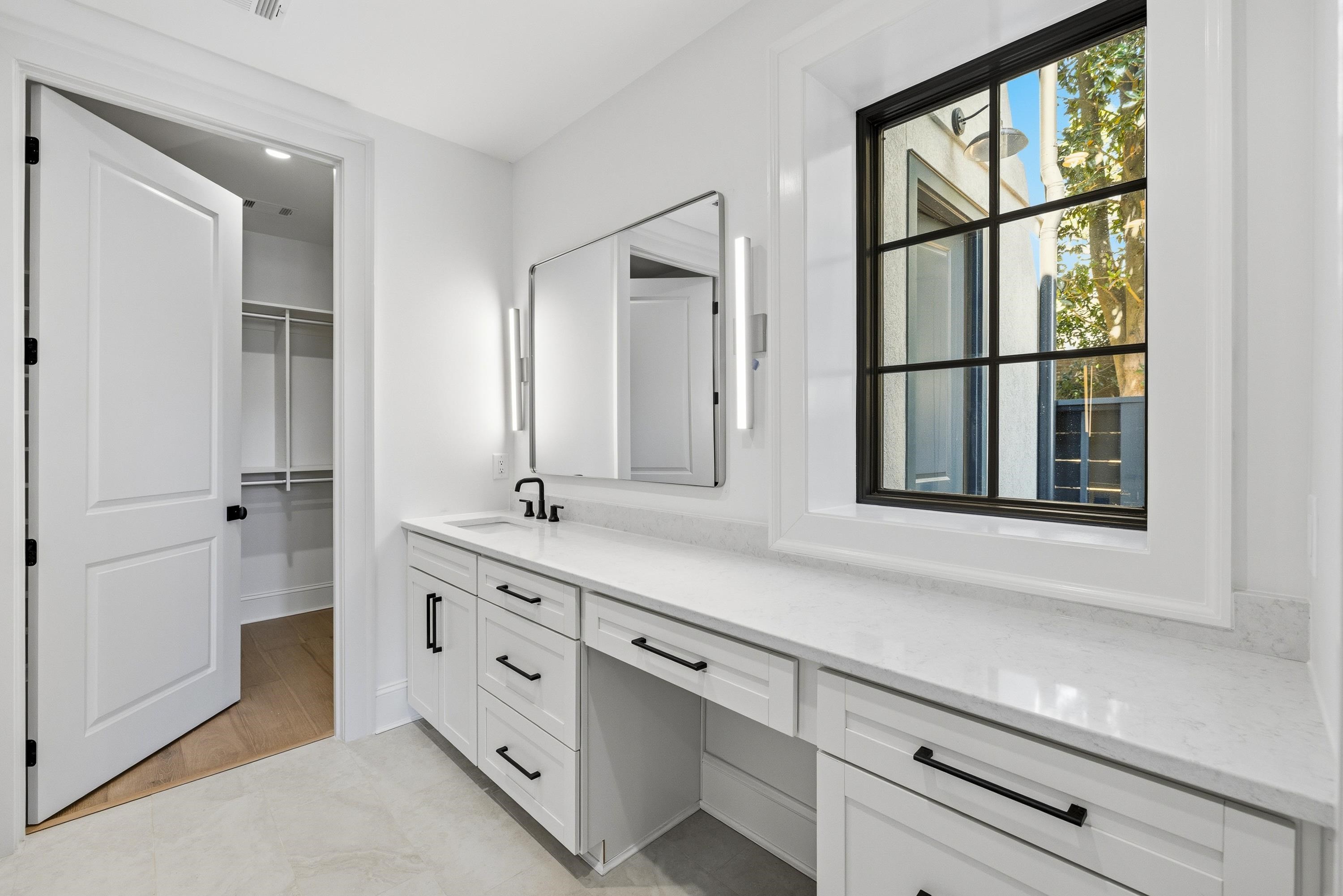 136 BARRINGTON HALL DRIVE image 46