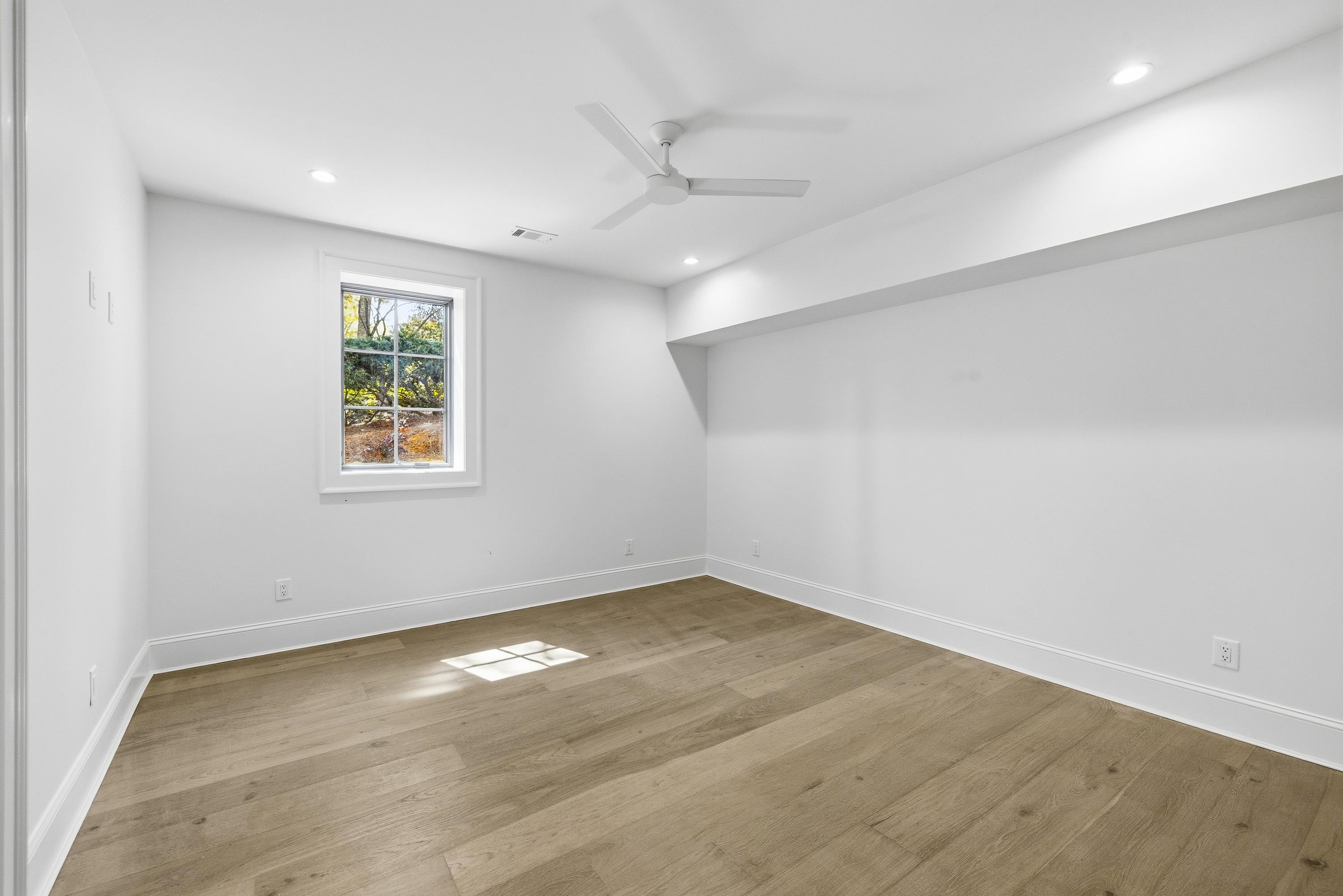 136 BARRINGTON HALL DRIVE image 53