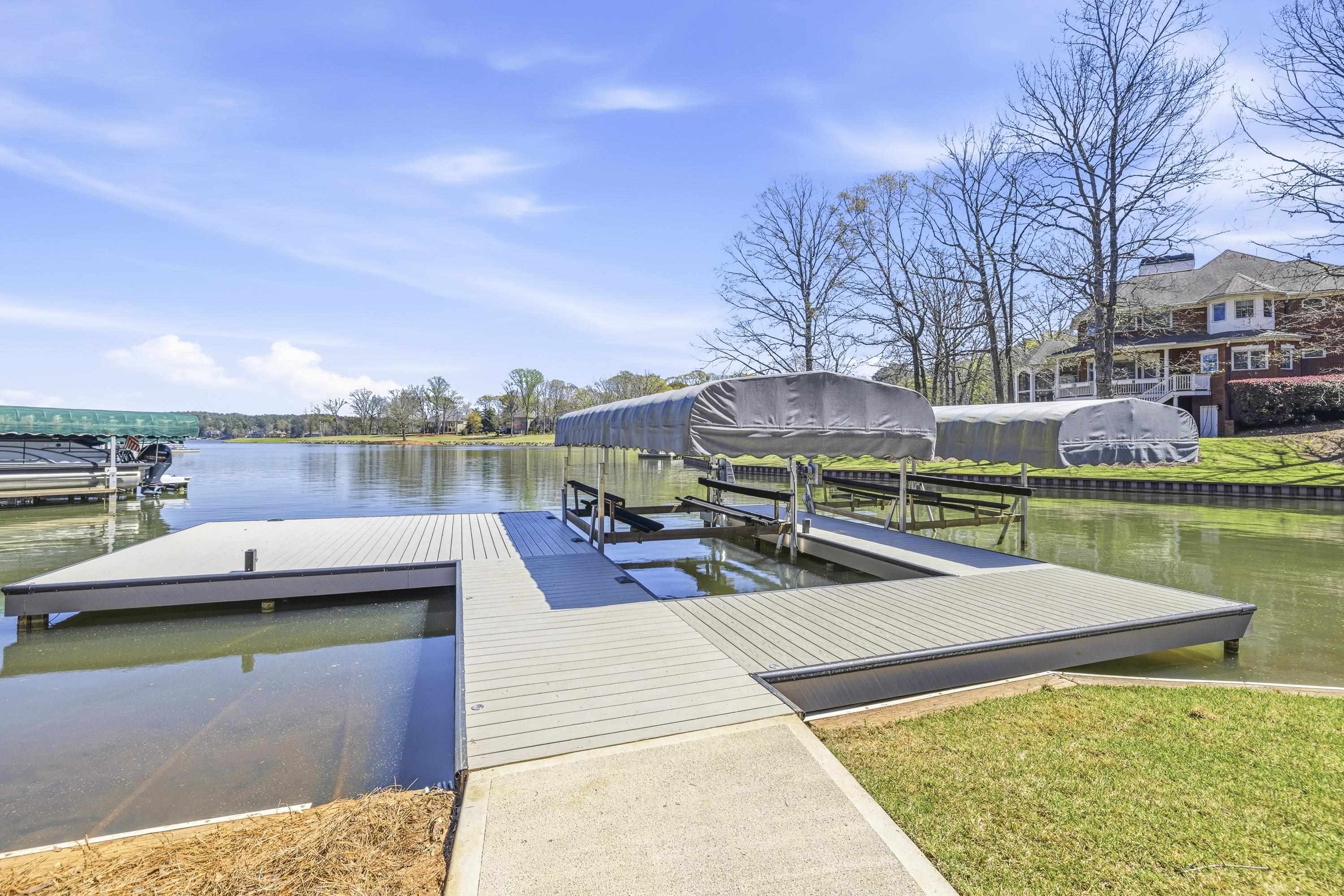 136 BARRINGTON HALL DRIVE image 57