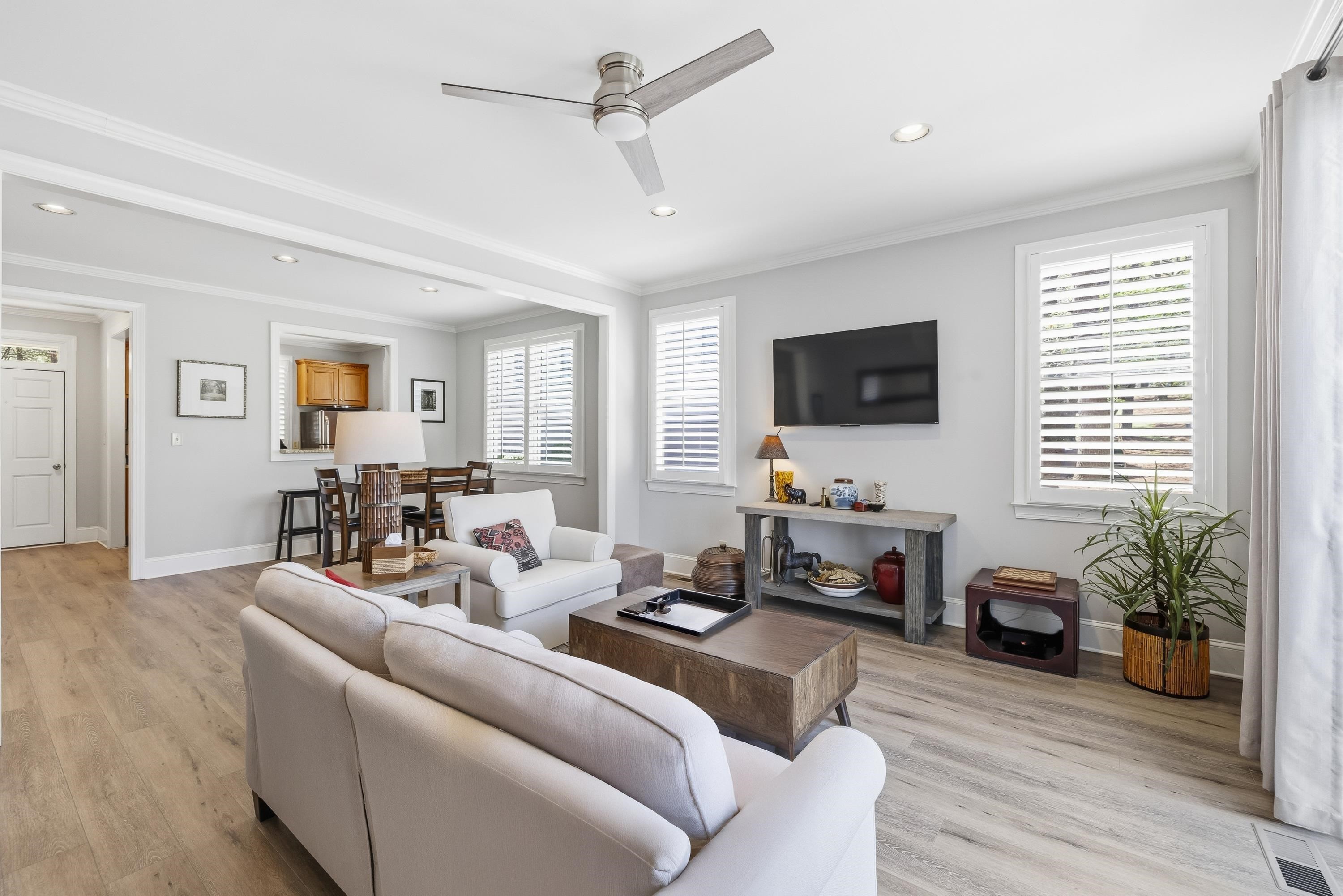 208 BEECH HAVEN LANE image 18