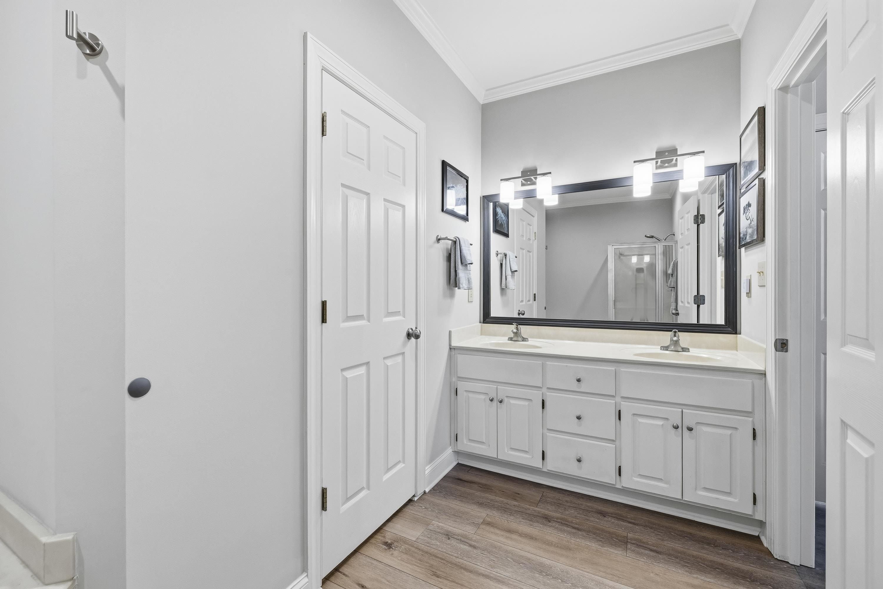 208 BEECH HAVEN LANE image 22