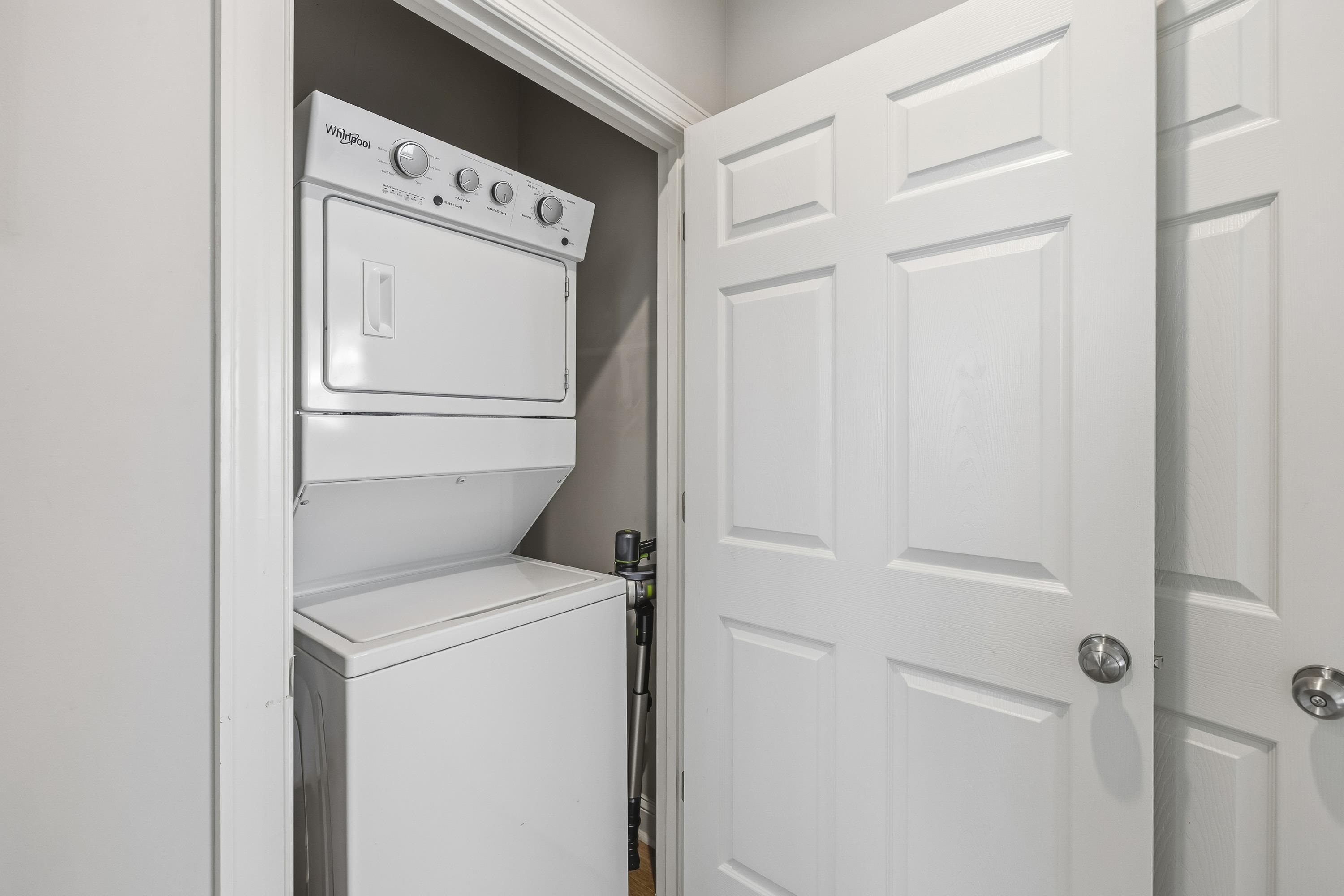 208 BEECH HAVEN LANE image 24