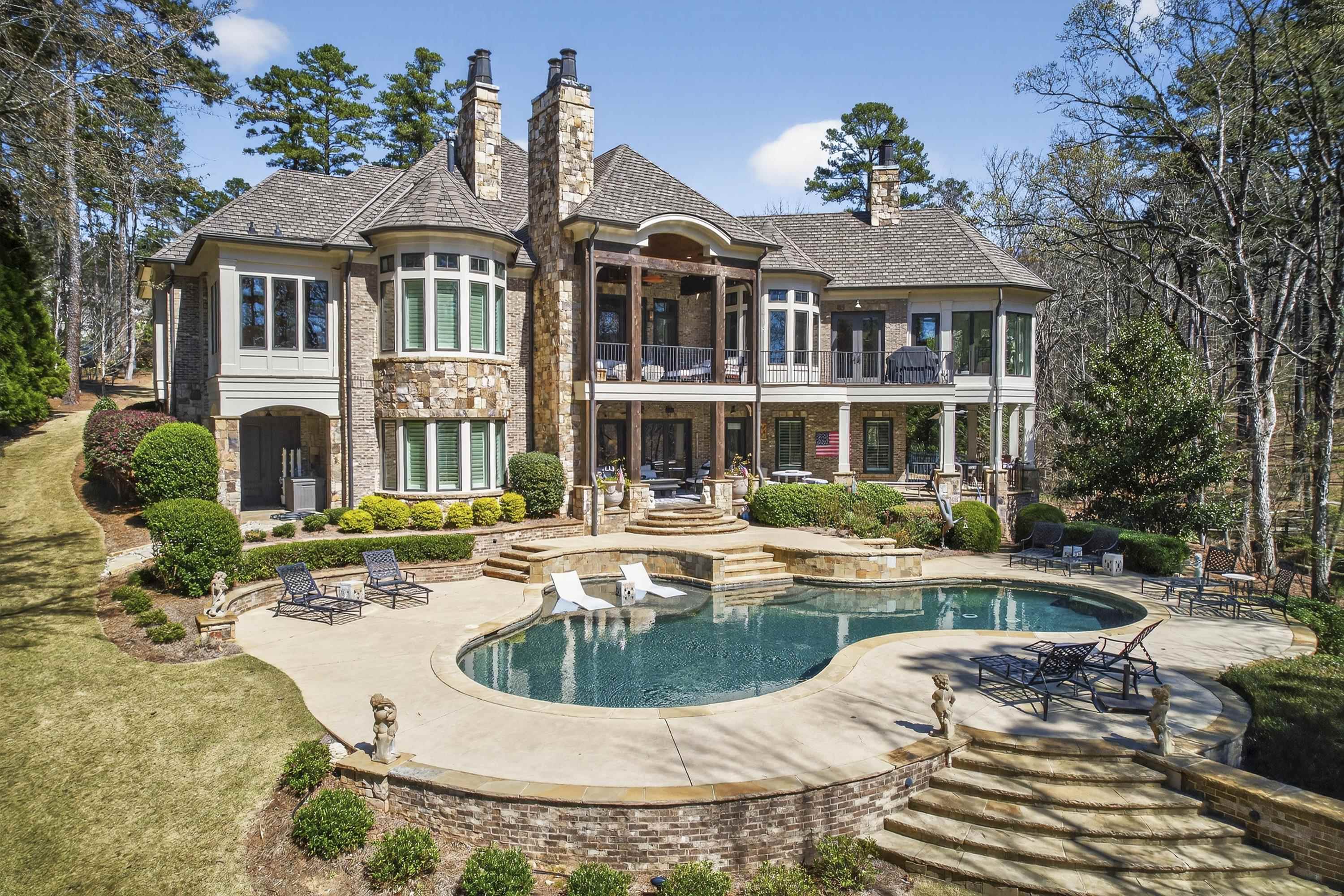 1090 JONES BLUFF COURT image 2