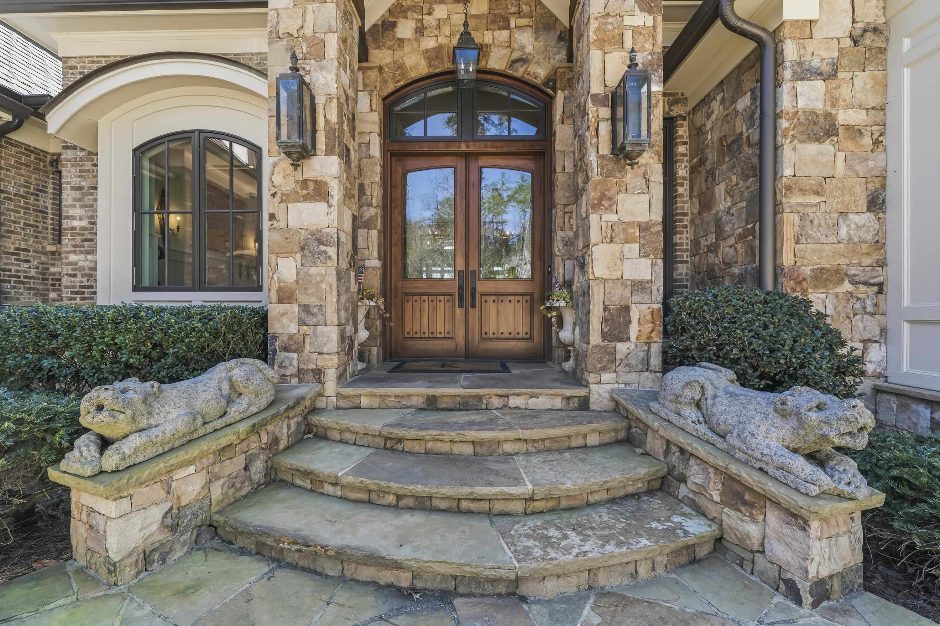 1090 JONES BLUFF COURT image 6