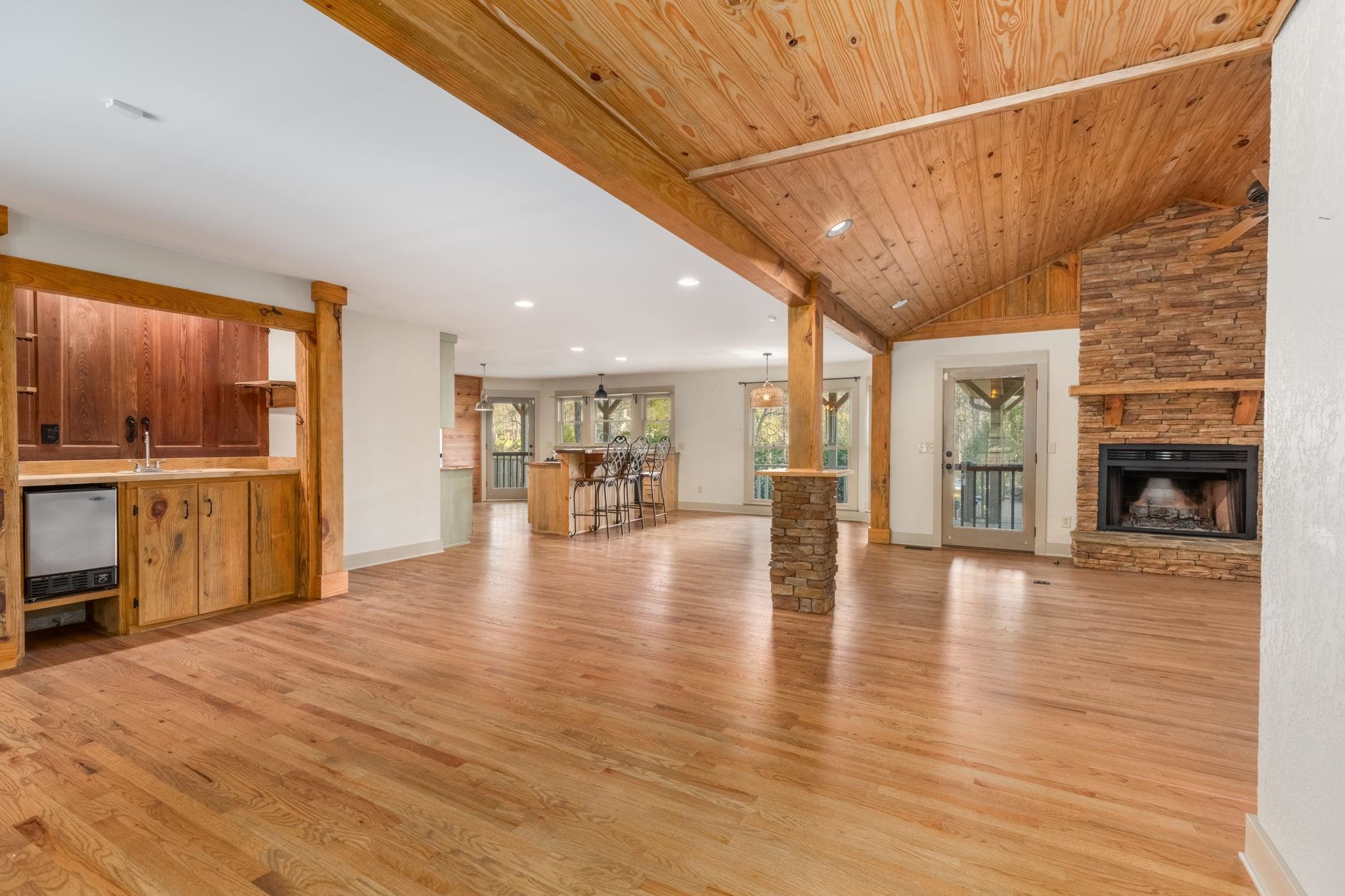 1641 BENNETT SPRINGS DRIVE image 11