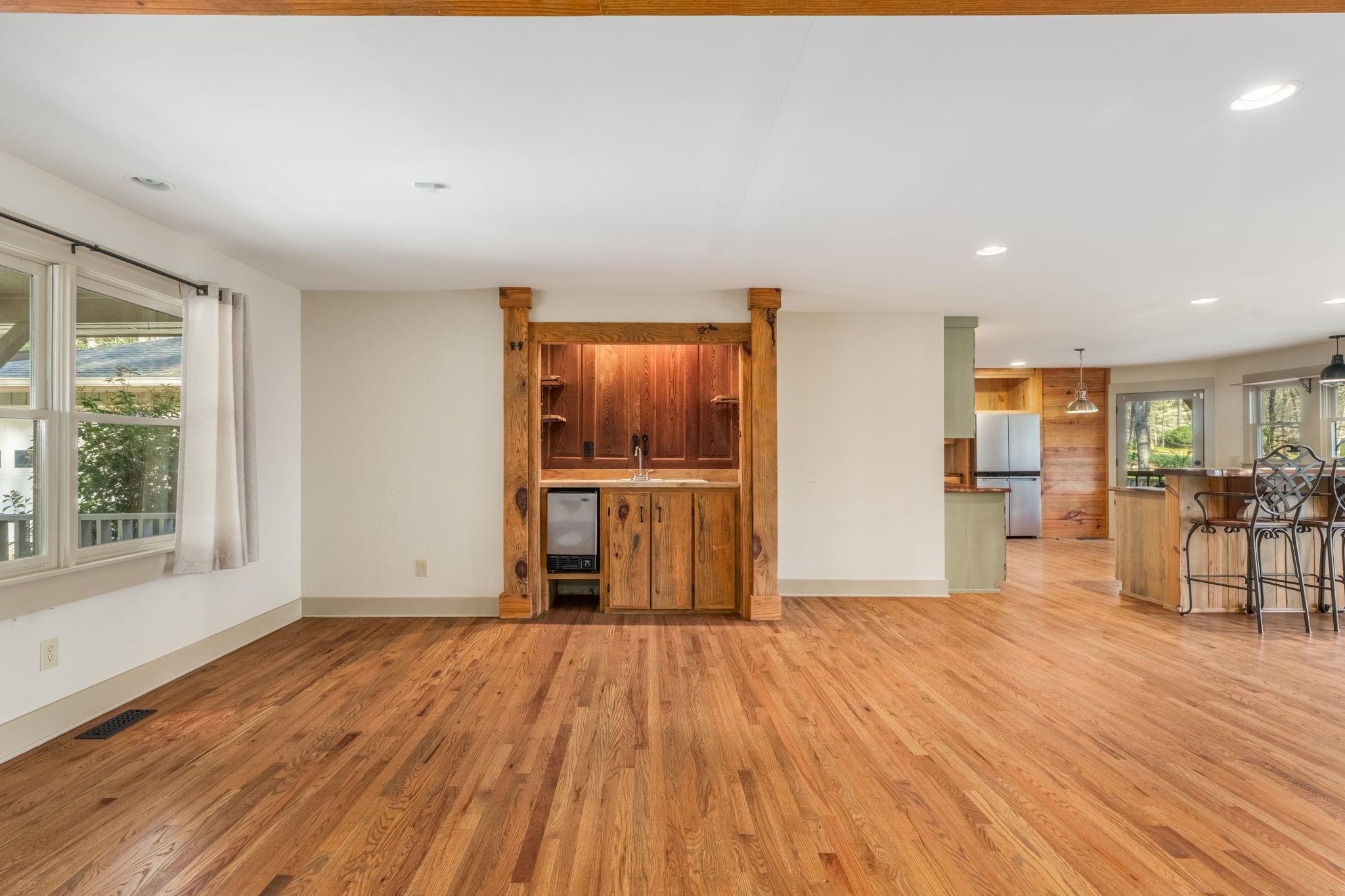 1641 BENNETT SPRINGS DRIVE image 12