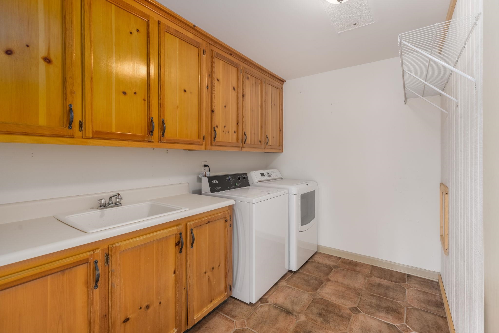 1641 BENNETT SPRINGS DRIVE image 38