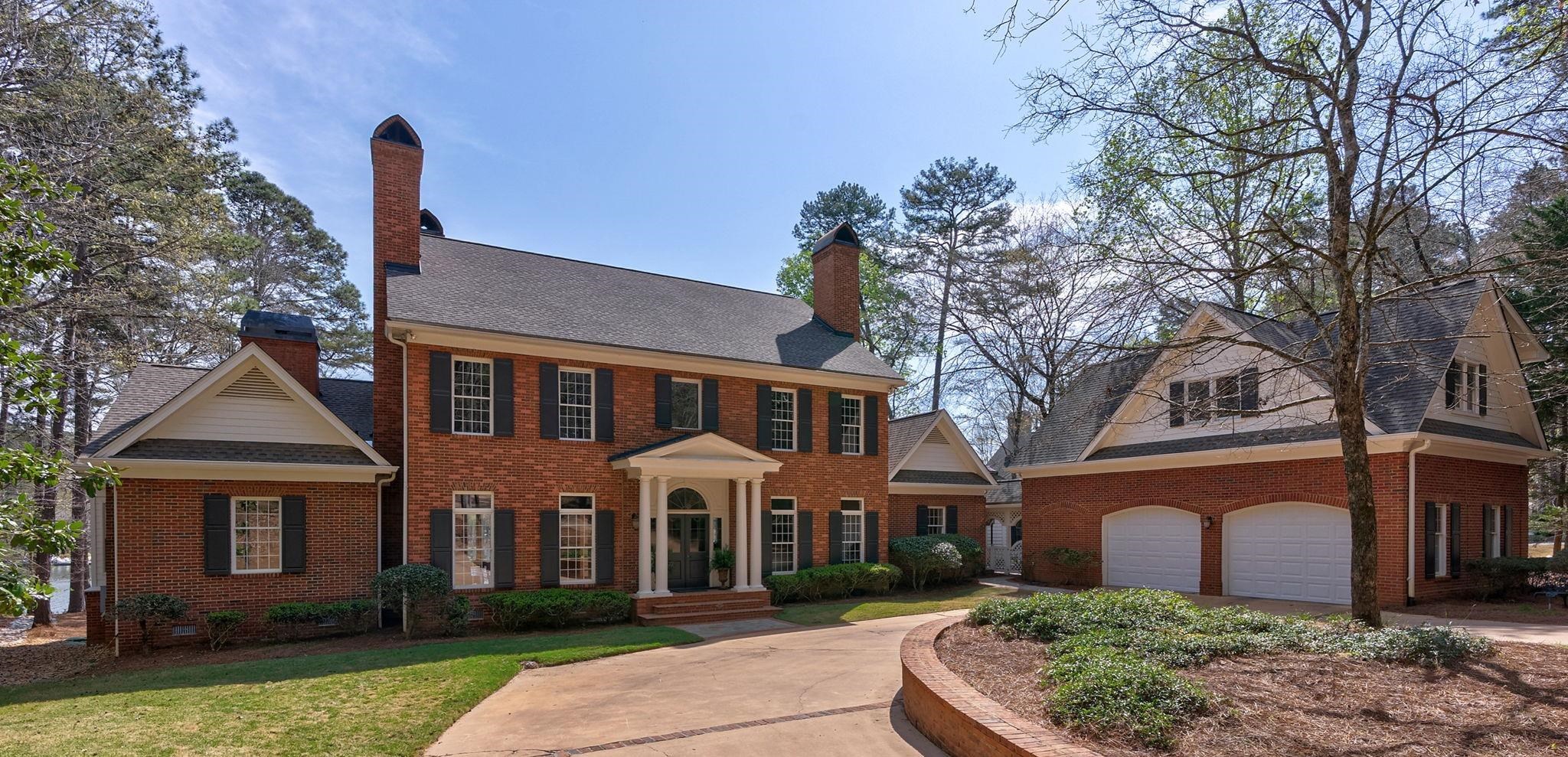 1040 SCOTT LOOP image 1