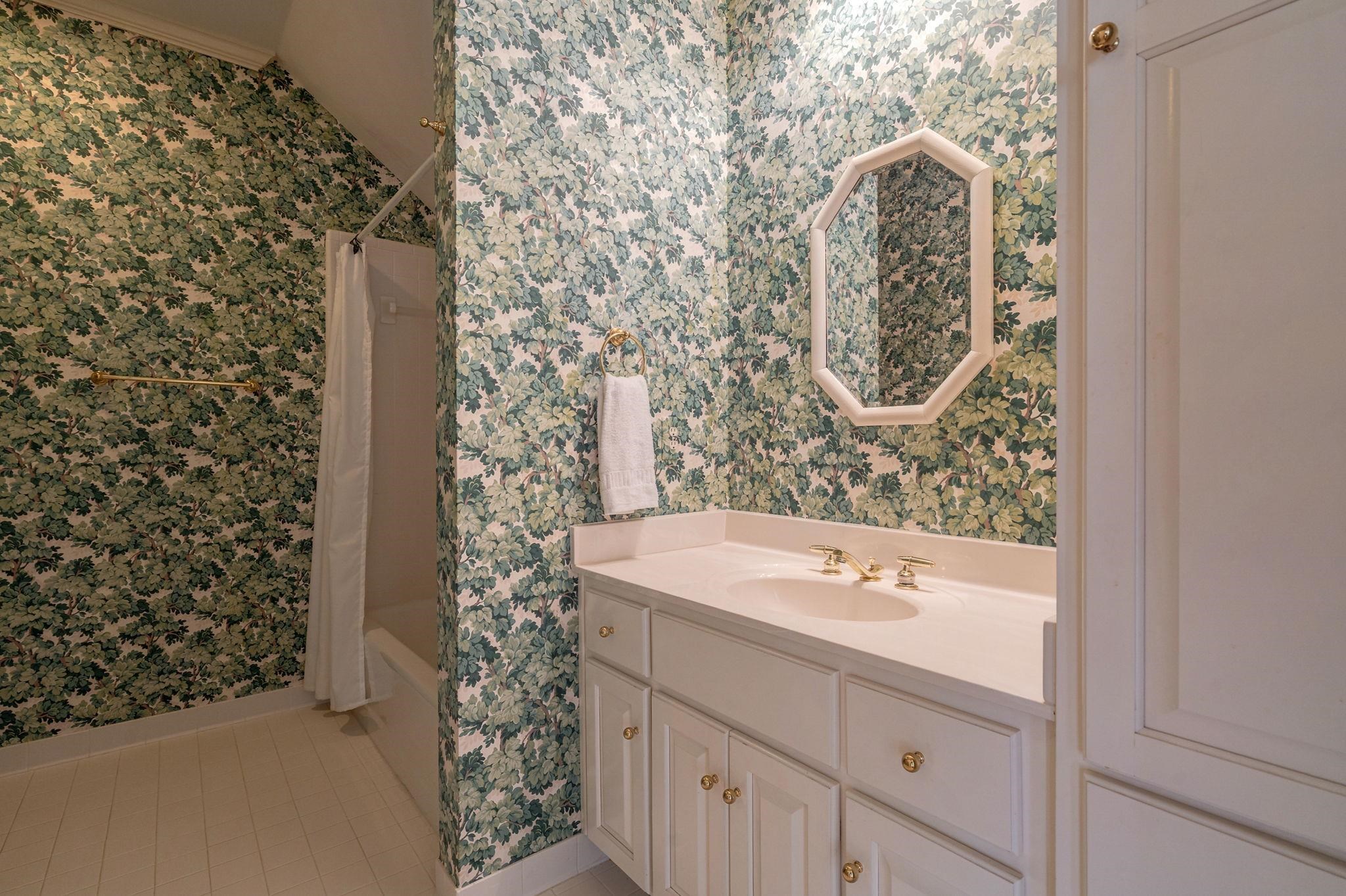 1040 SCOTT LOOP image 47