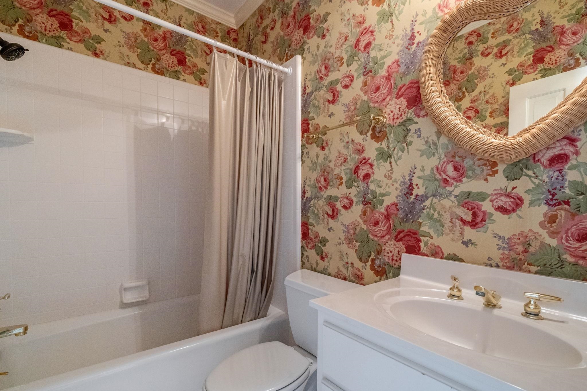 1040 SCOTT LOOP image 49