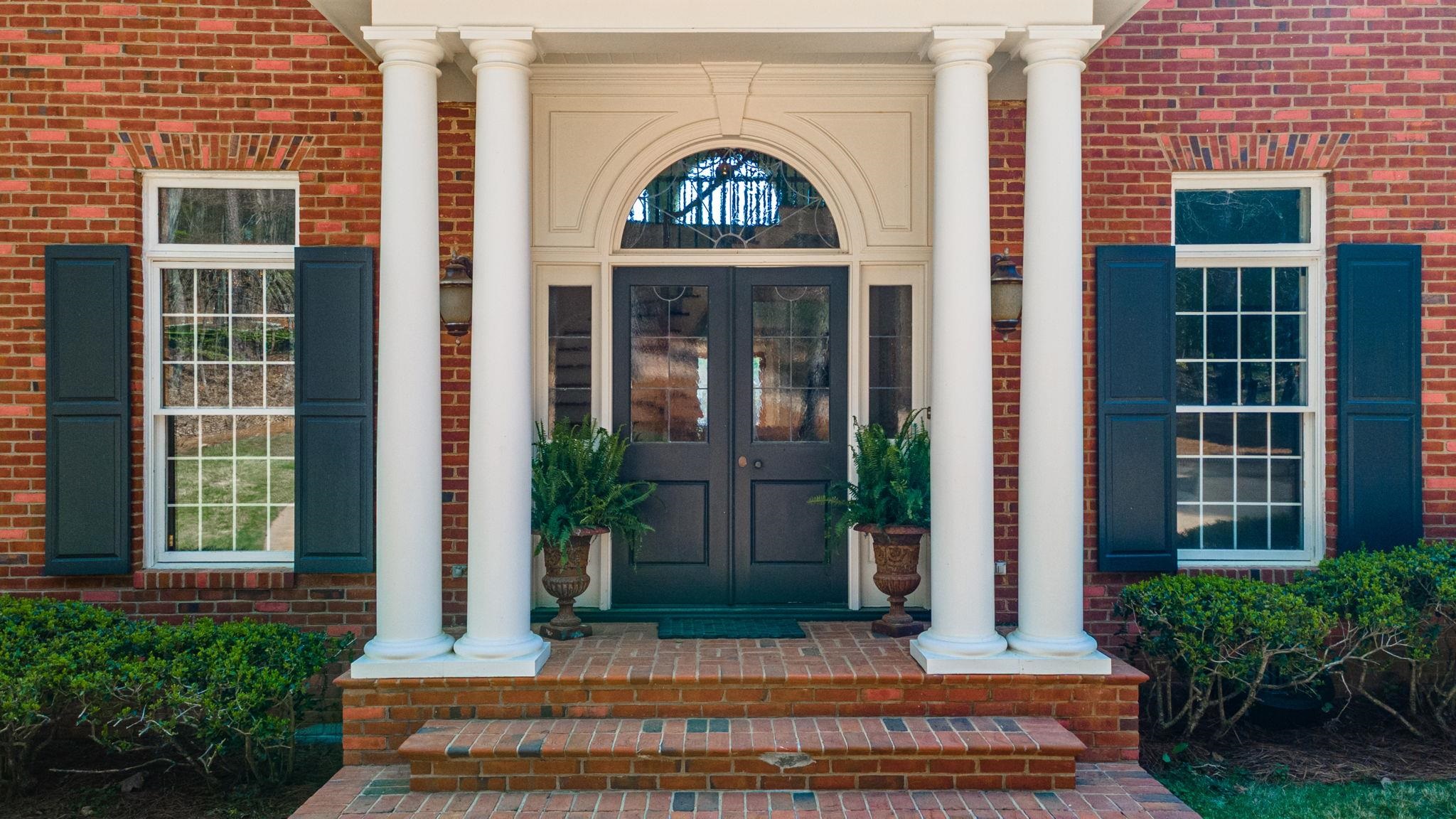 1040 SCOTT LOOP image 6