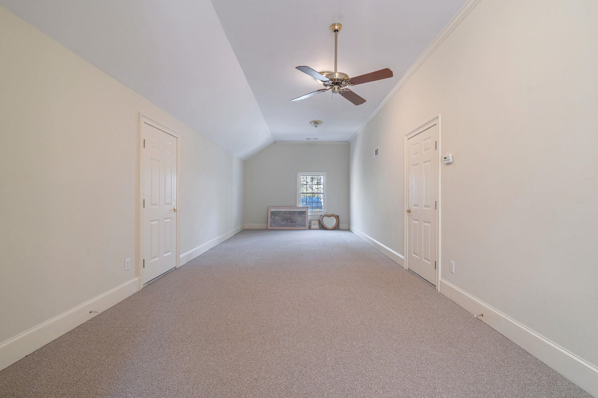 1040 SCOTT LOOP image 51