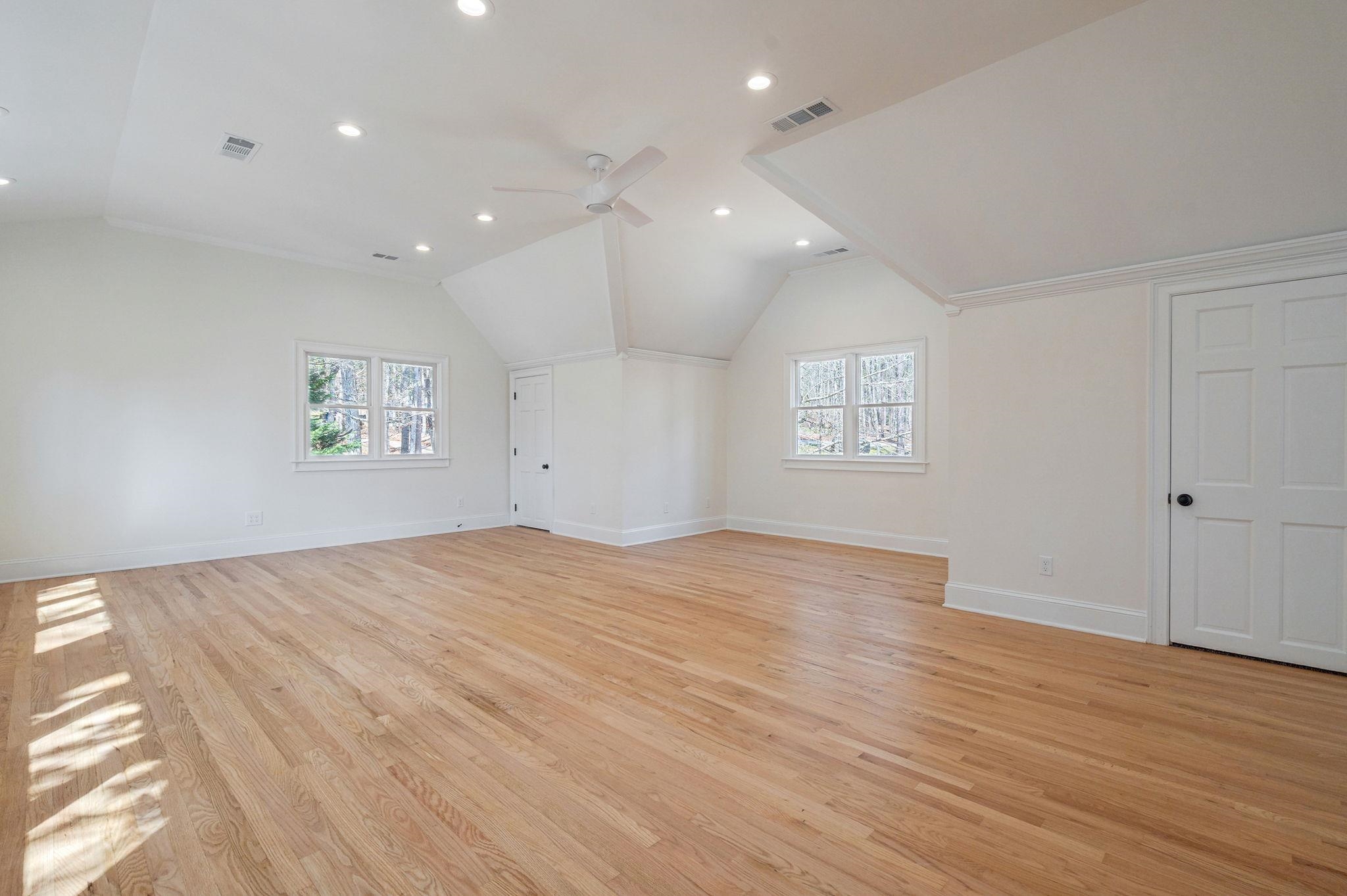 1040 SCOTT LOOP image 53