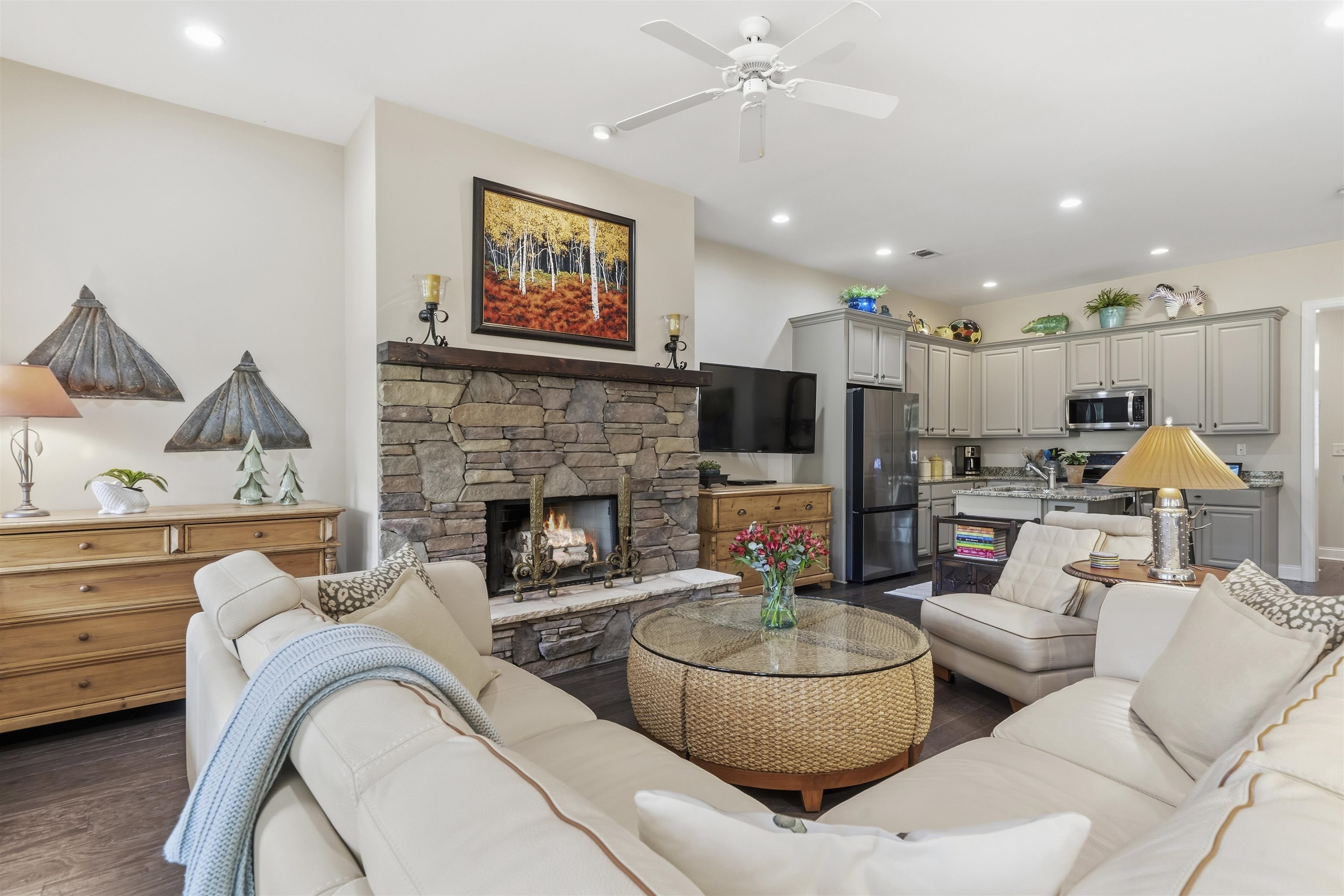 1051 PORTSIDE COURT image 19