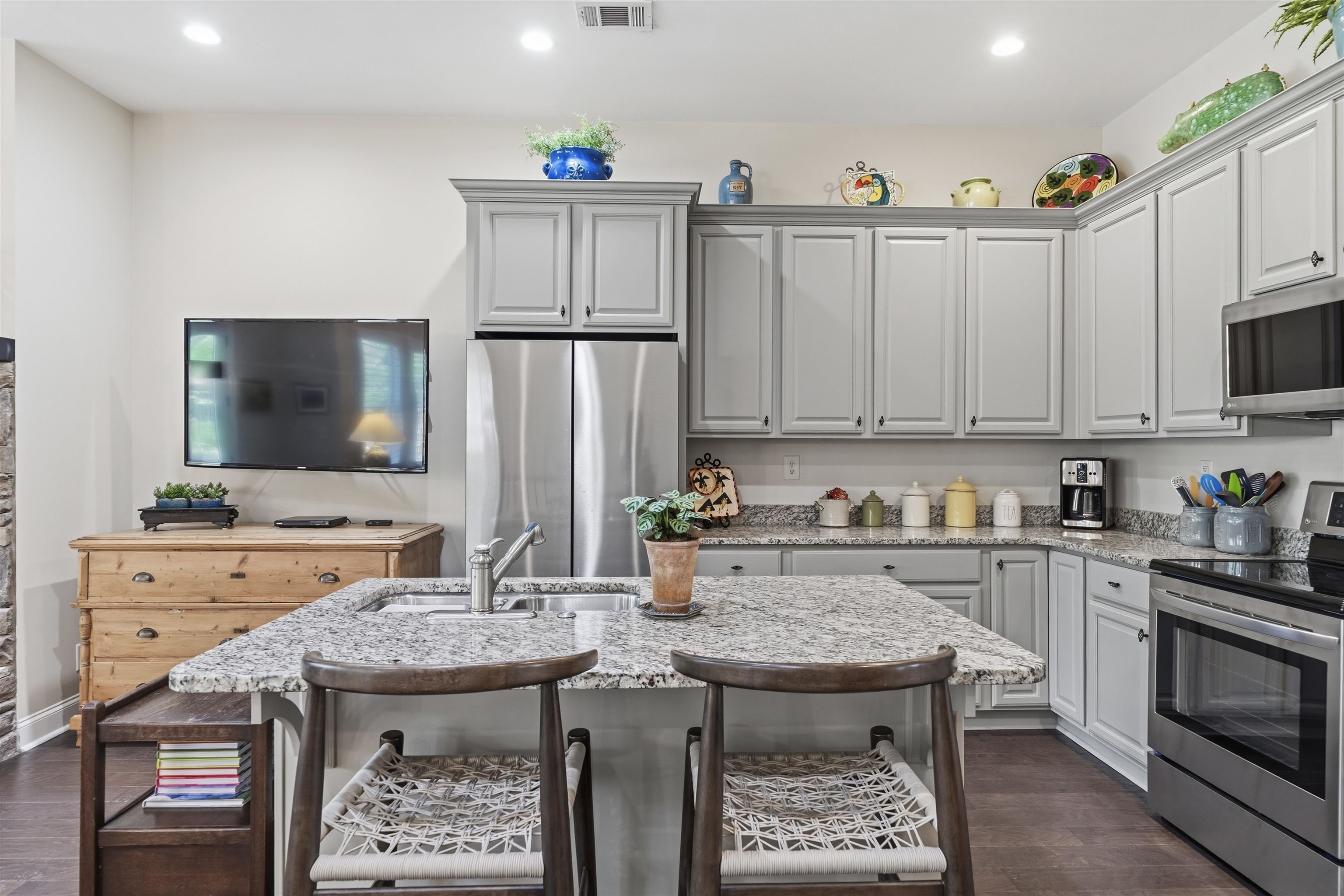 1051 PORTSIDE COURT image 21