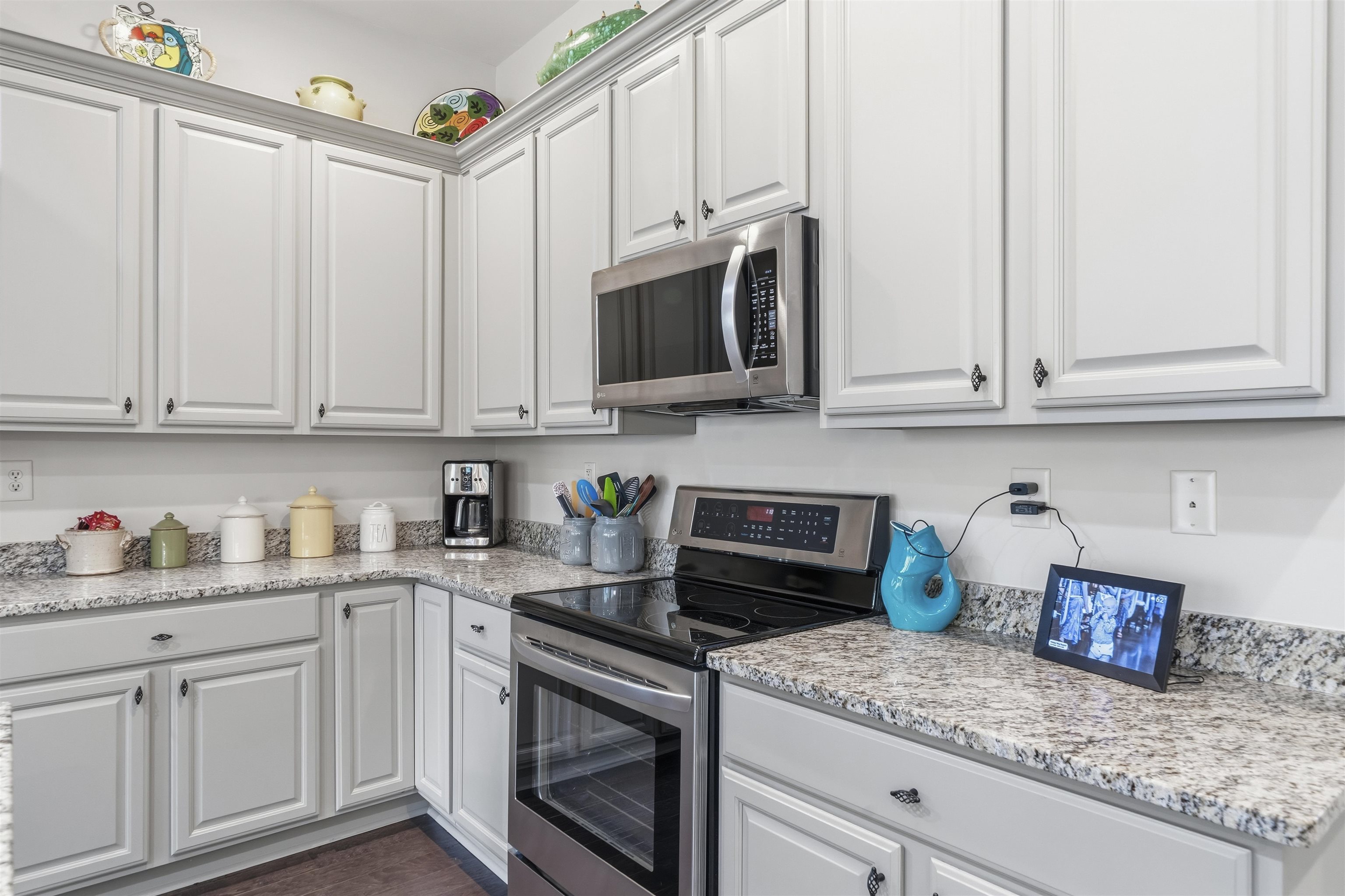 1051 PORTSIDE COURT image 24