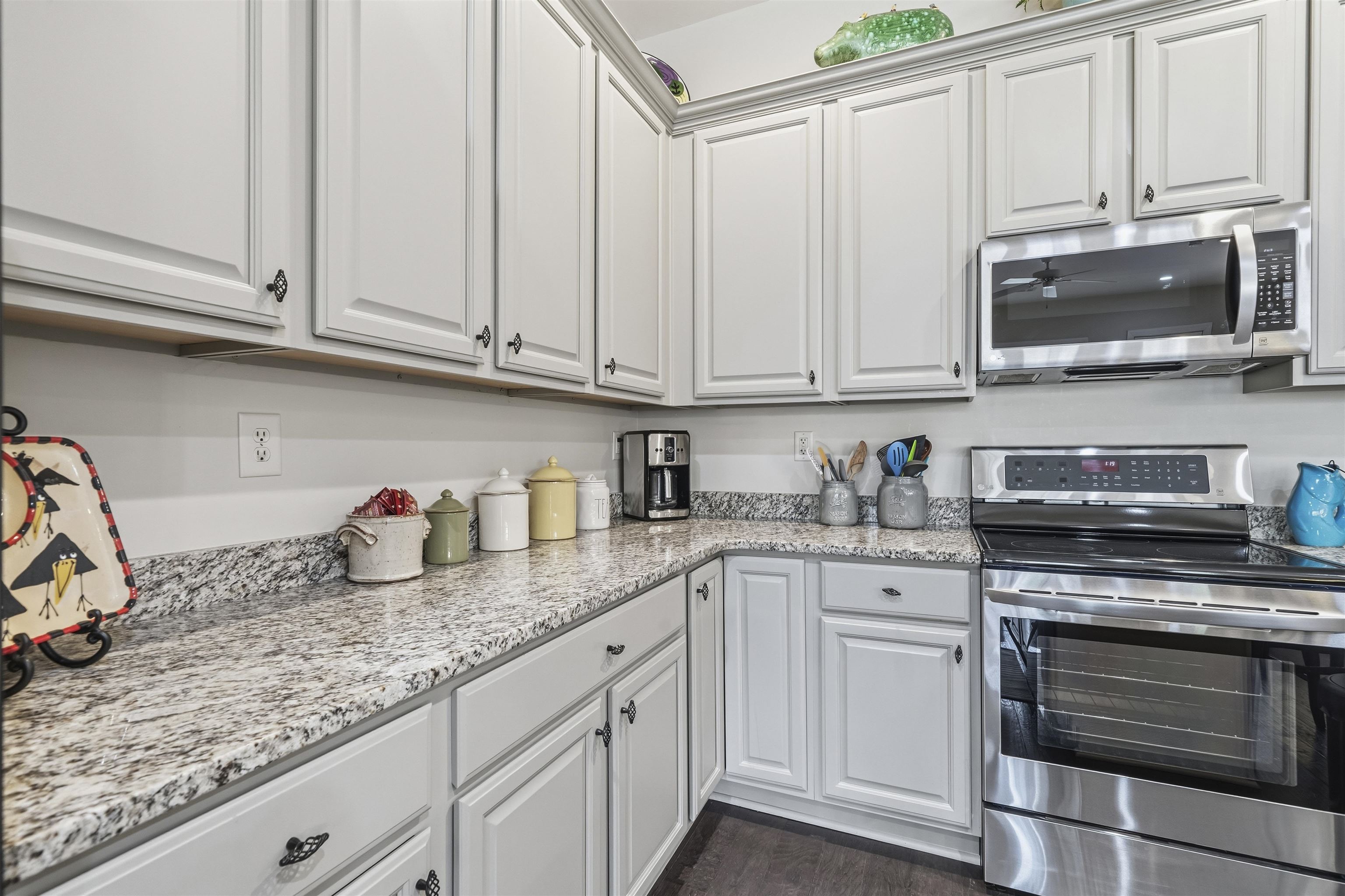 1051 PORTSIDE COURT image 25