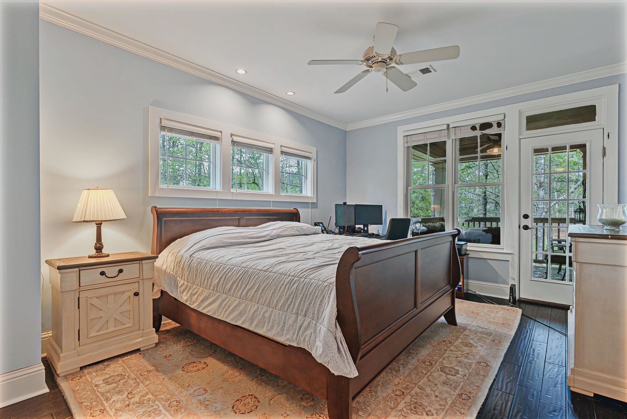 1040E TAILWATER image 21