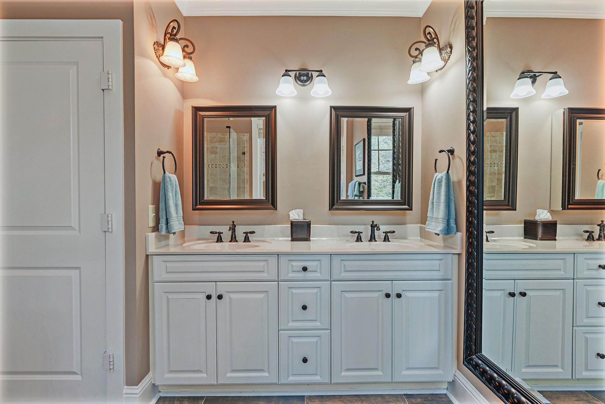 1040E TAILWATER image 24