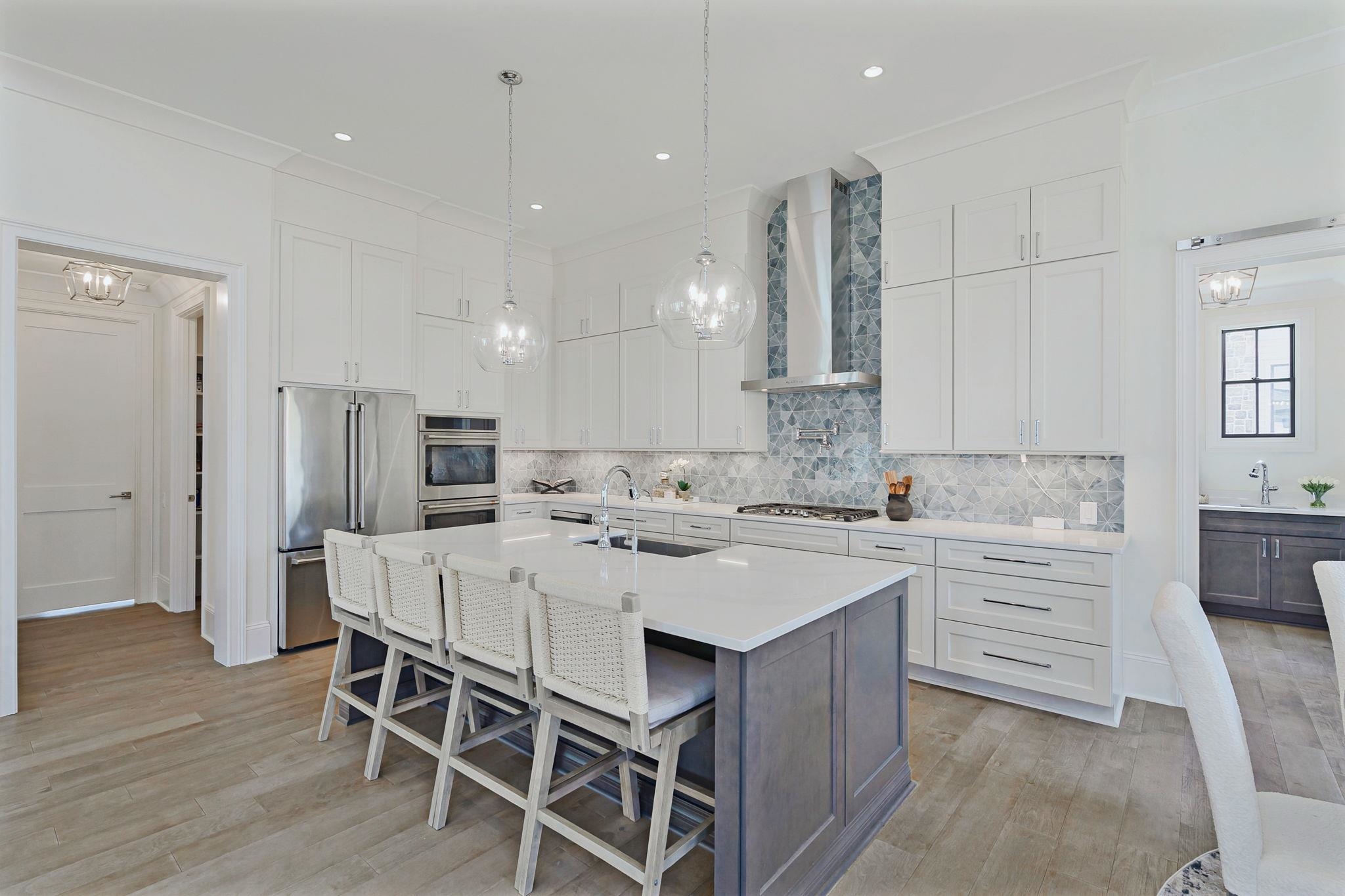 1091 LONGVIEW COMMONS image 11