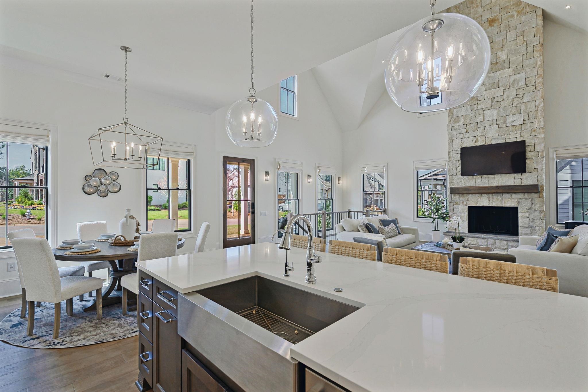 1091 LONGVIEW COMMONS image 15